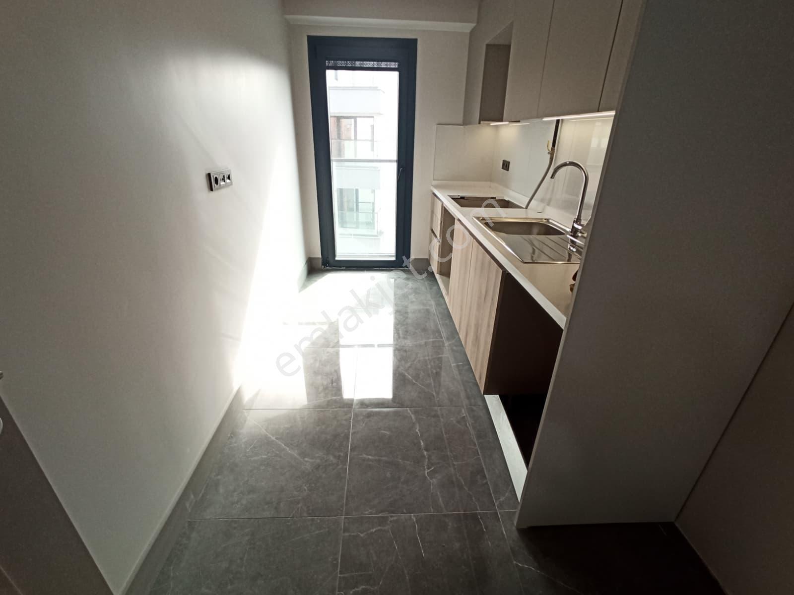 Anka Birleşik Emlakçılar'dan Altınköy Sitesi2 3+1 Çamlıca Cephe - Görsel 16