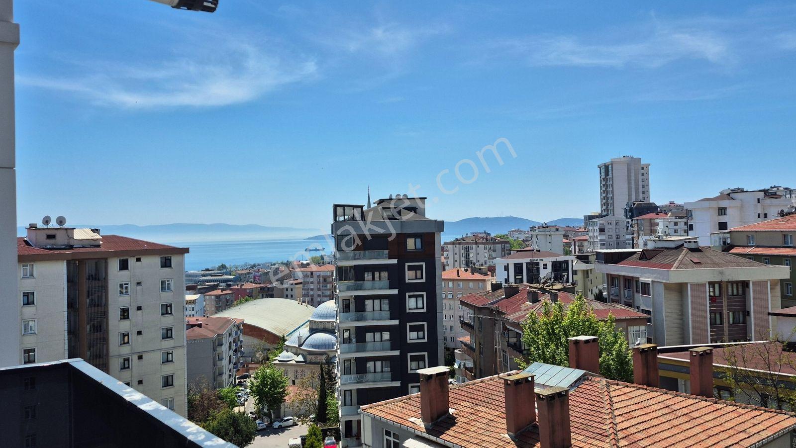 Kartal Da Güvenlikli Site İçerisinde İskanlı Satılık 2+1 Daire - Görsel 23