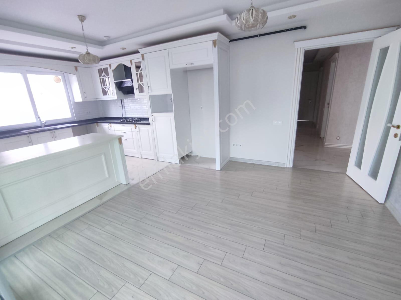 Beykent Gym'den Mezitli Akdenizde Havuzlu Saunalı Lüks Site İçi 4+1 Daire - Görsel 22
