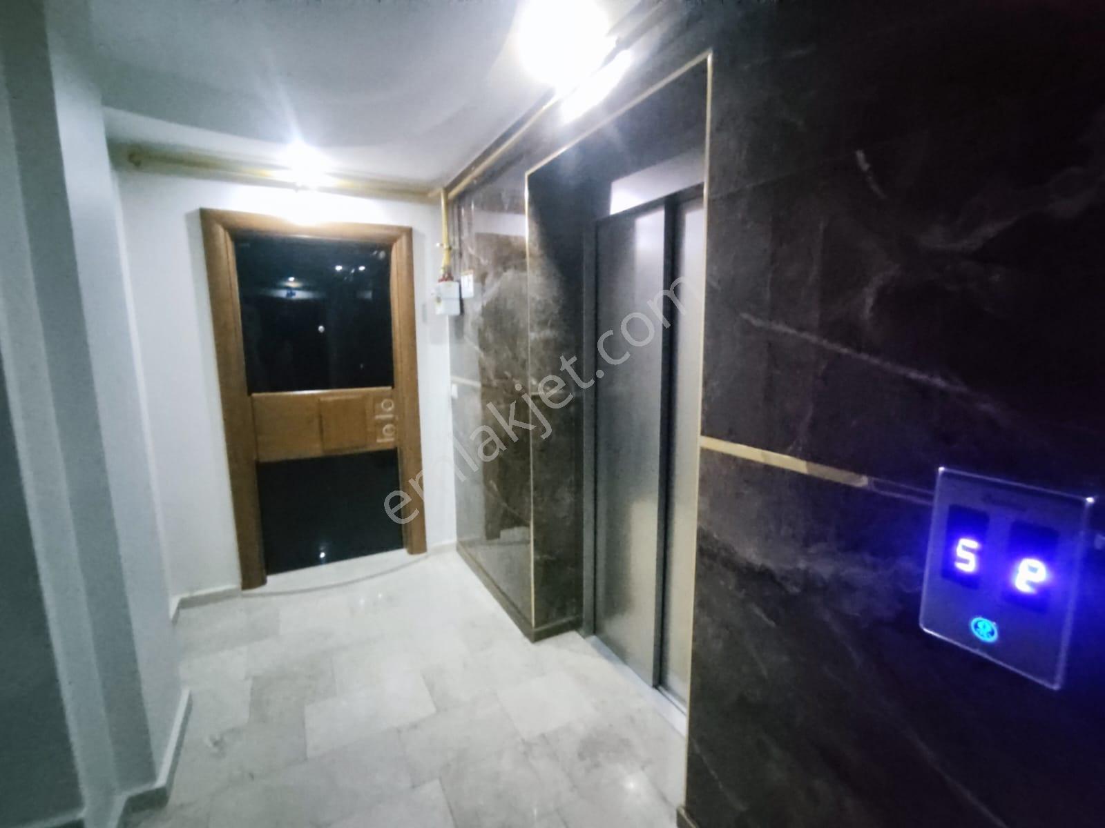 Beykent Gym'den Mezitli Akdenizde Havuzlu Saunalı Lüks Site İçi 4+1 Daire - Görsel 4