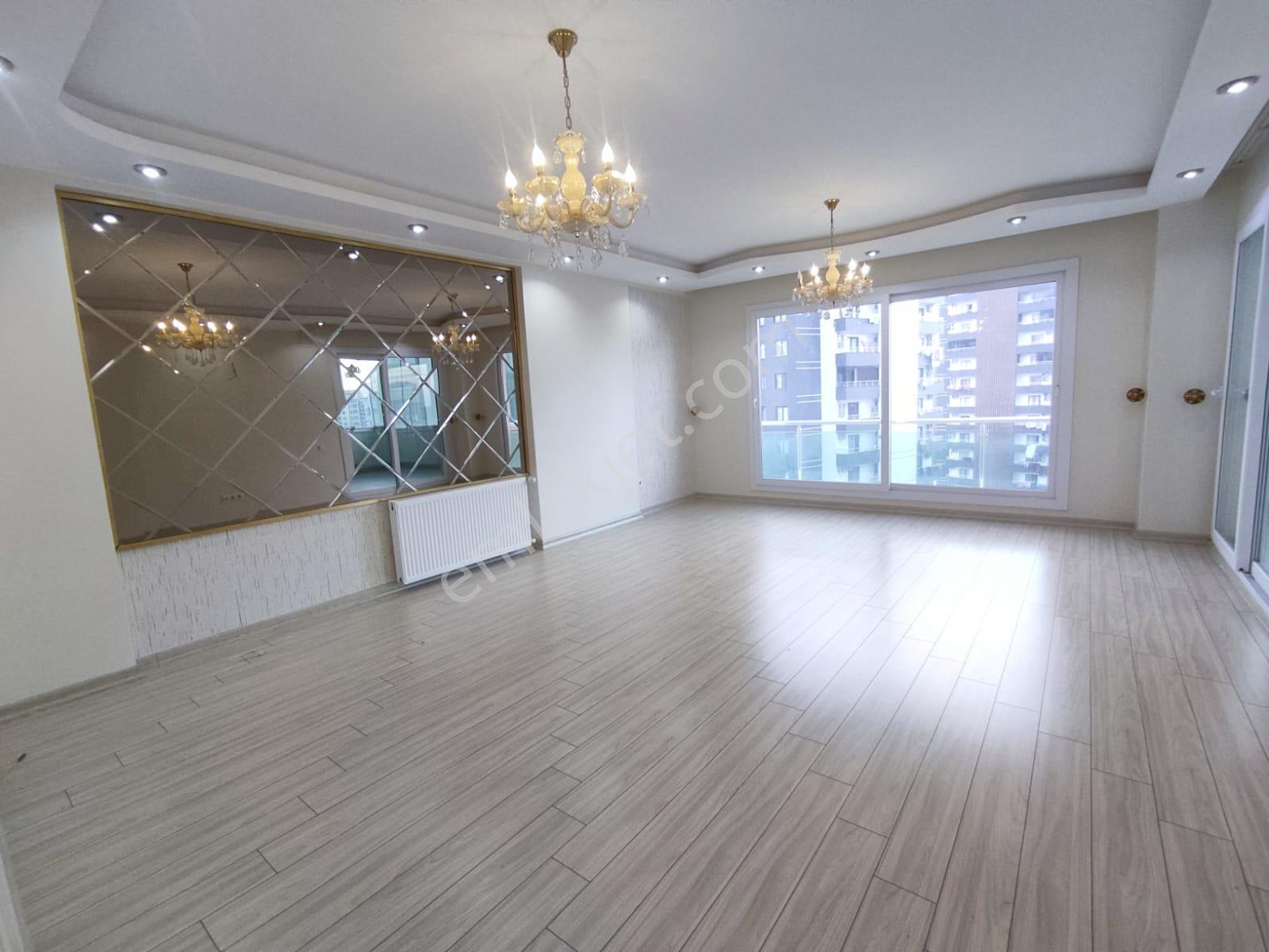 Beykent Gym'den Mezitli Akdenizde Havuzlu Saunalı Lüks Site İçi 4+1 Daire - Görsel 7
