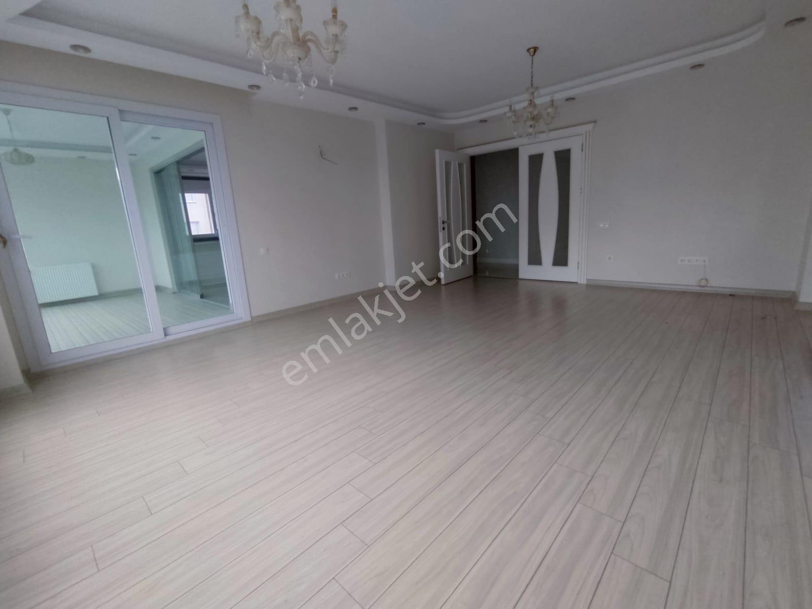 Beykent Gym'den Mezitli Akdenizde Havuzlu Saunalı Lüks Site İçi 4+1 Daire - Görsel 32
