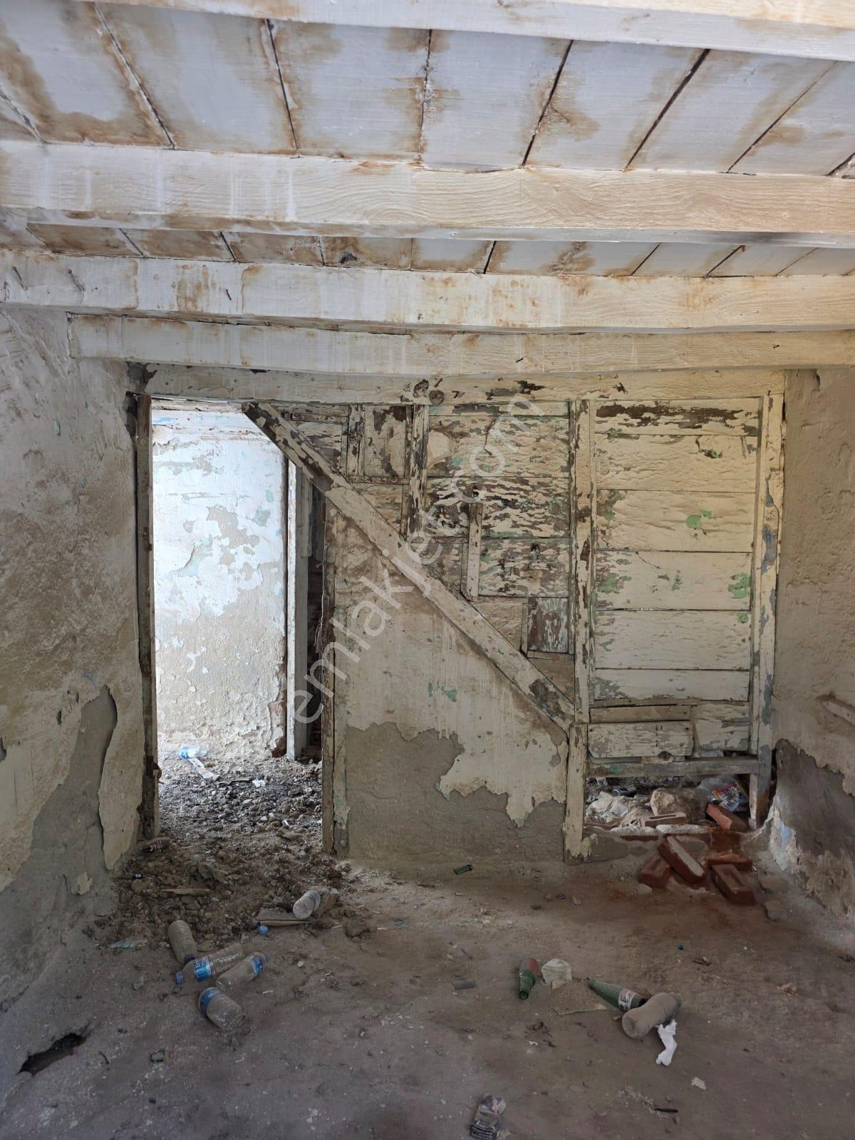 Anıtlar Kurulundan Onaylı ,ruhsatı Alınmış Kagir Konak - Görsel 24