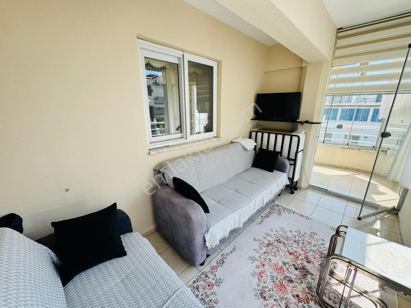 Didimde Satılık Altınkum Plaja 5 Dk Yürüme Mesafesind Ful Eşyalı - Görsel 27