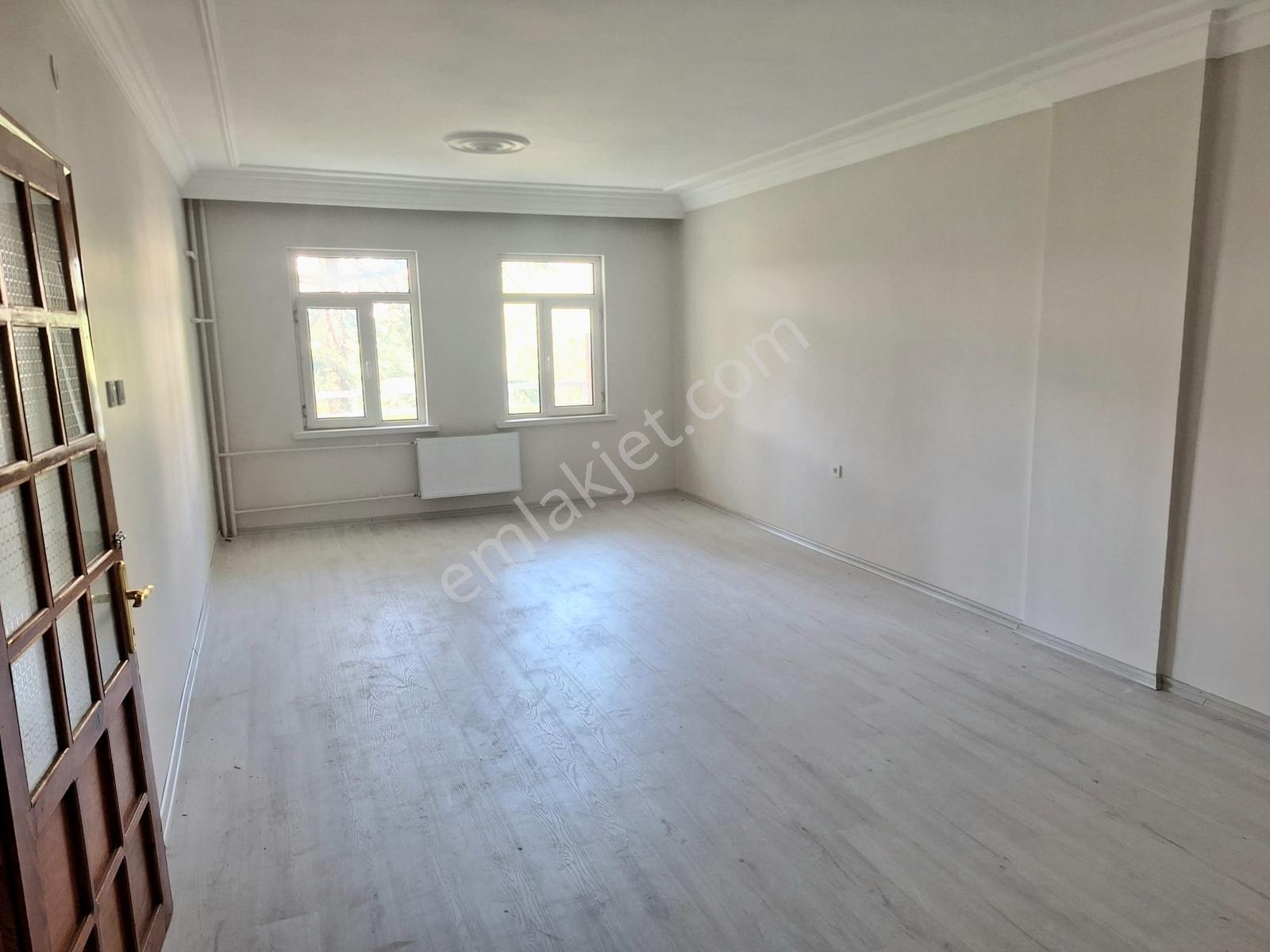 Esen'den İçi Yenilenmiş Site İçi Arakat Kiralık Daire - Görsel 22