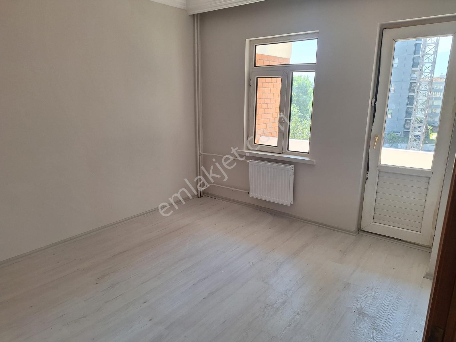 Esen'den İçi Yenilenmiş Site İçi Arakat Kiralık Daire - Görsel 15