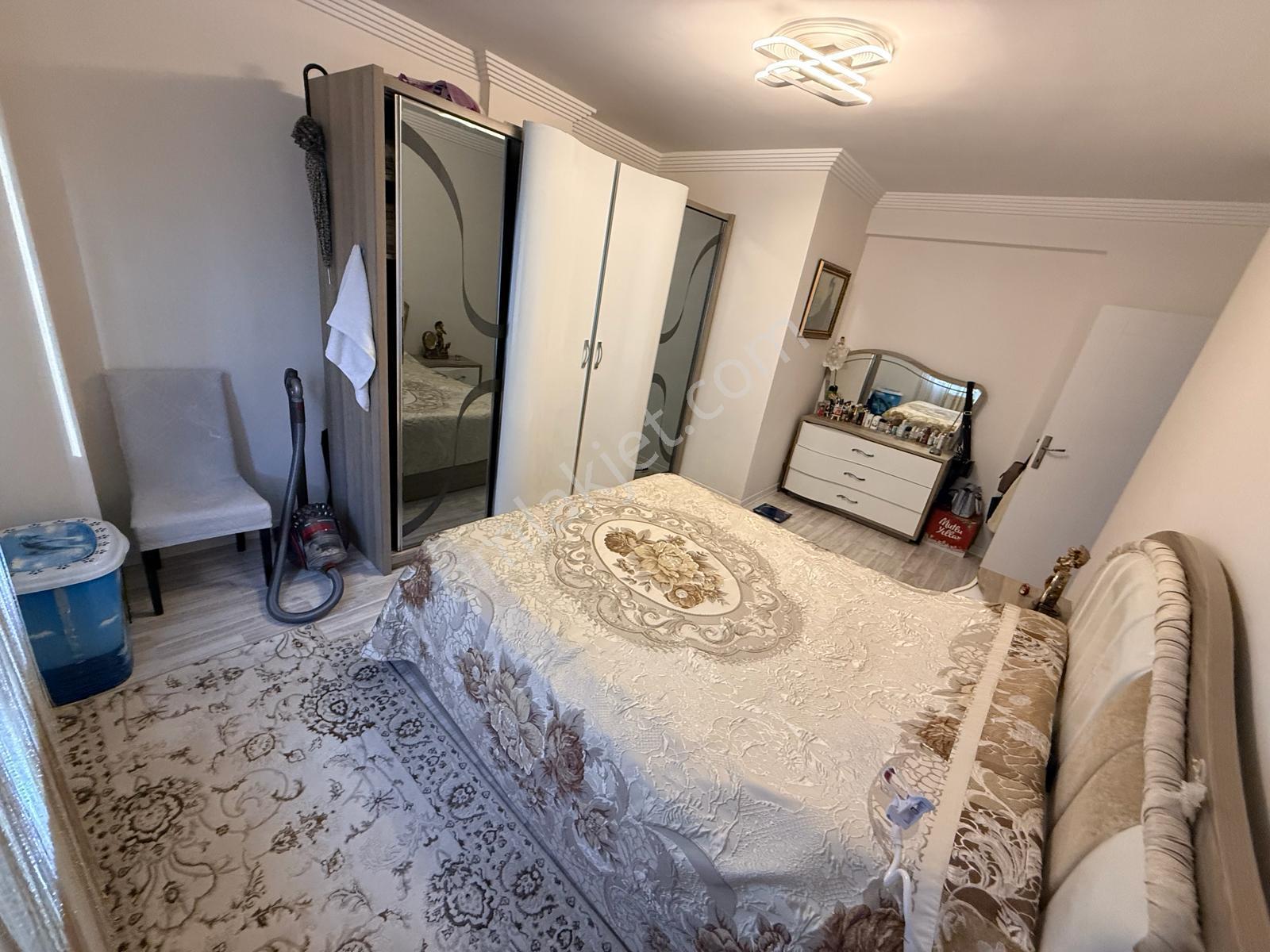 Mevlana Kavşağına Yakın Özel Yapım Önü Full Açık Geniş Lüks 2+1 - Görsel 15