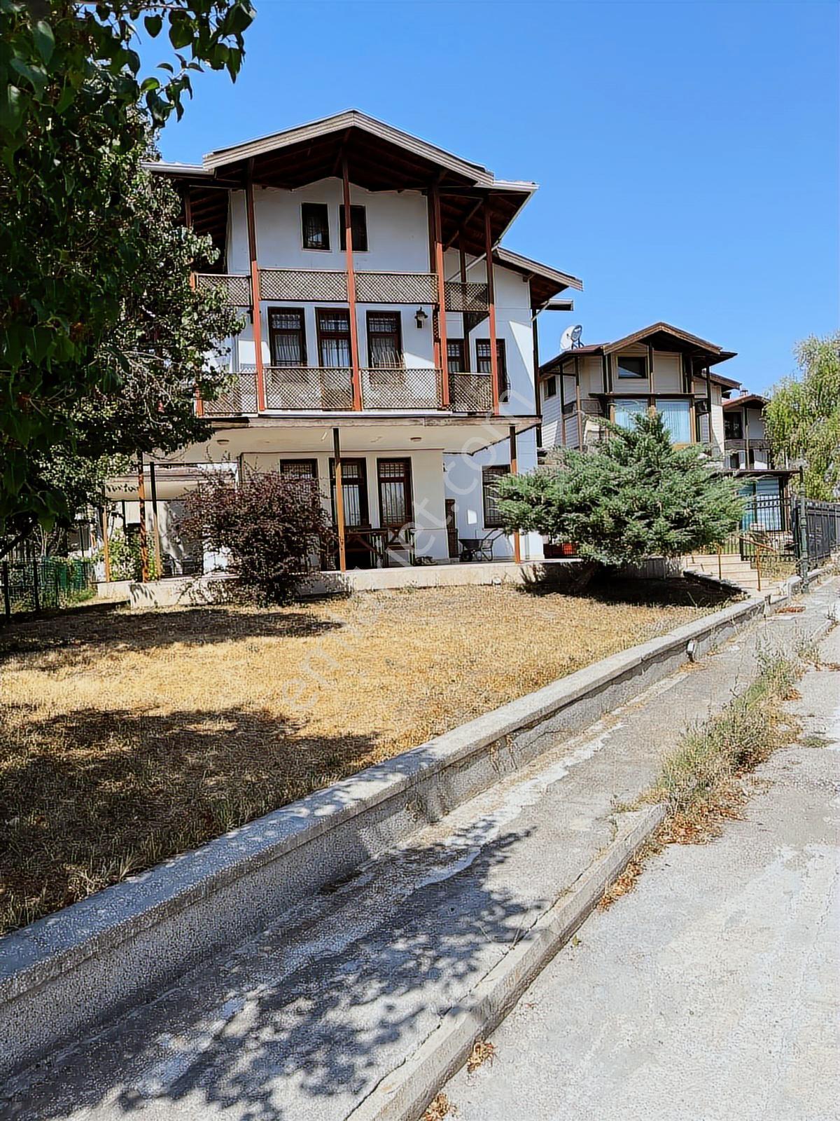 Cb Vizyon Sıtkı Şimşek'ten Doktorlar Sitesinde Satılık Villa - Görsel 16