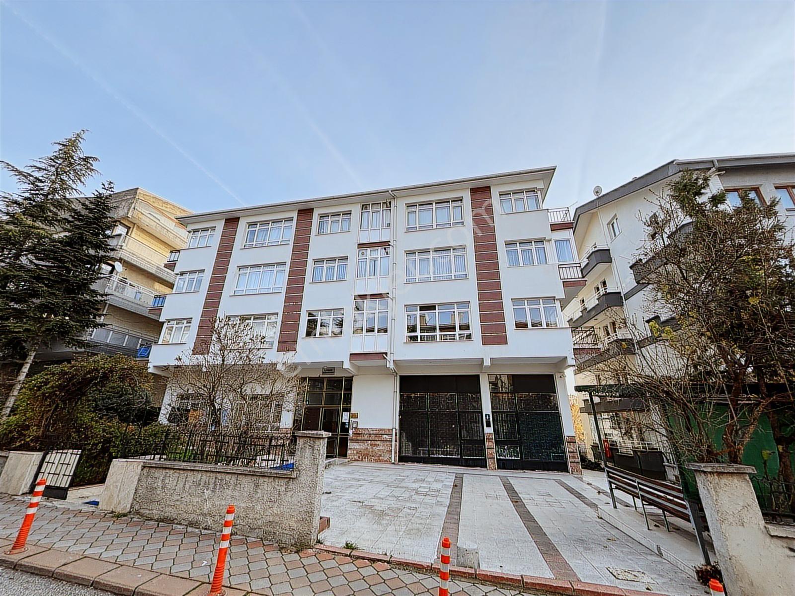 Cb Vizyondan Etlik Mesire Sokak 32m2 Satılık Dükkan