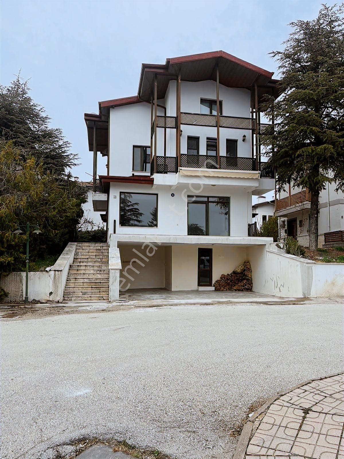 Cb Sıtkı Şimşek'ten Doktorlar Sitesinde Tamamen Yenilenmiş Villa