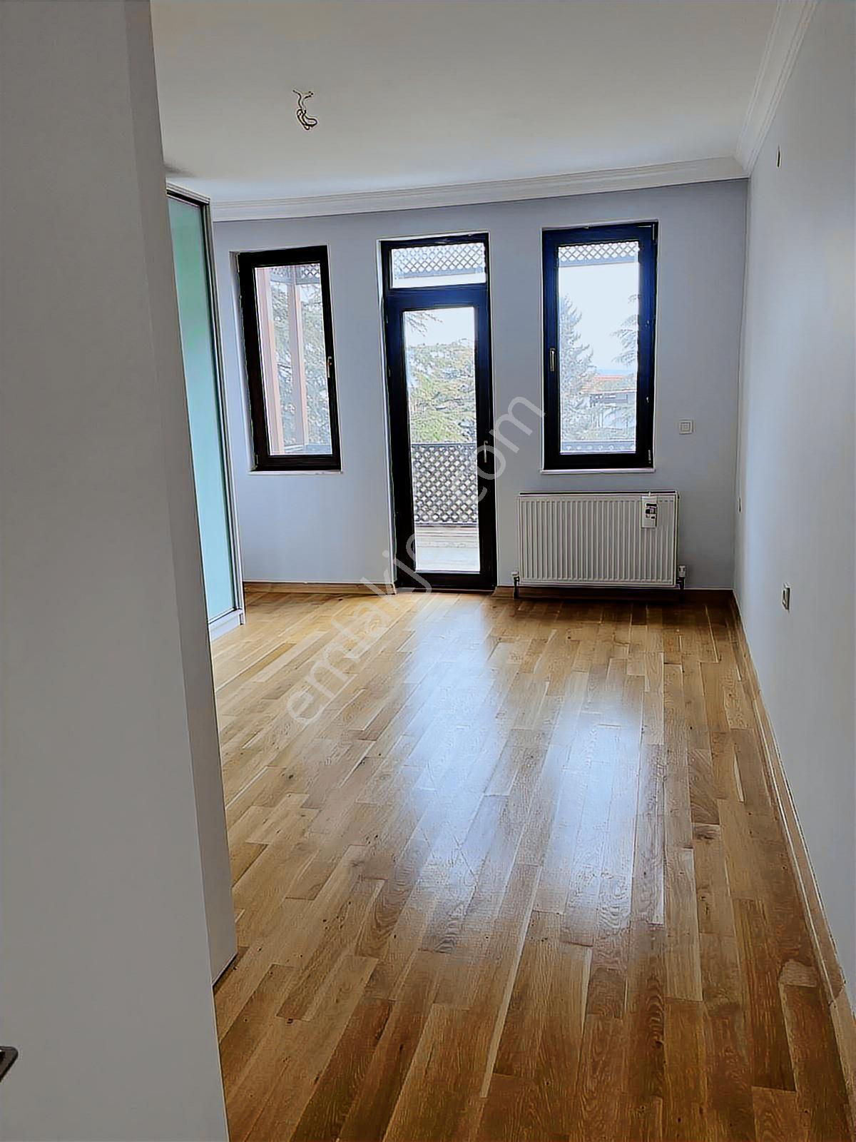 Cb Sıtkı Şimşek'ten Doktorlar Sitesinde Tamamen Yenilenmiş Villa - Görsel 12