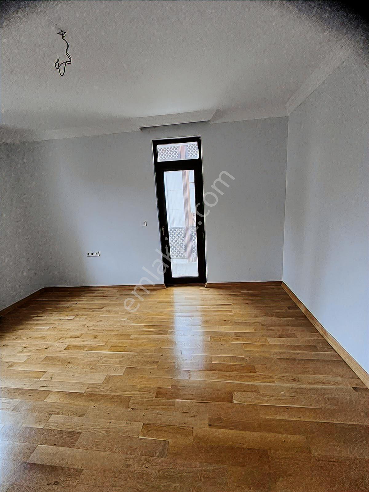 Cb Sıtkı Şimşek'ten Doktorlar Sitesinde Tamamen Yenilenmiş Villa - Görsel 25