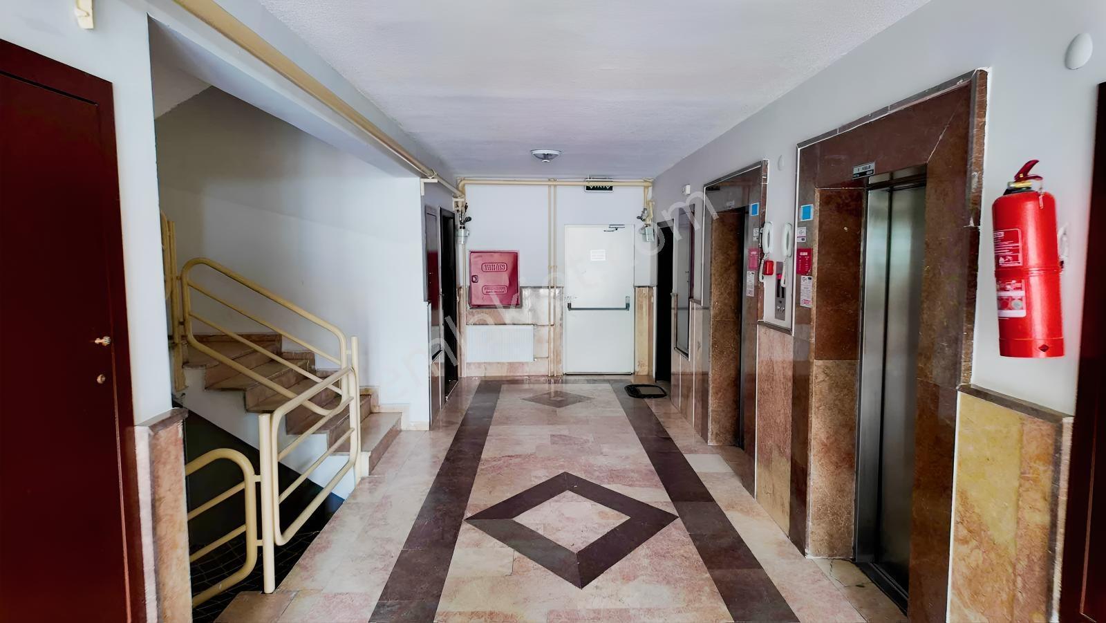 Cb Vizyon'dan Toki Güven Sitesi C2 Büyük Tip Satılık Daire - Görsel 25