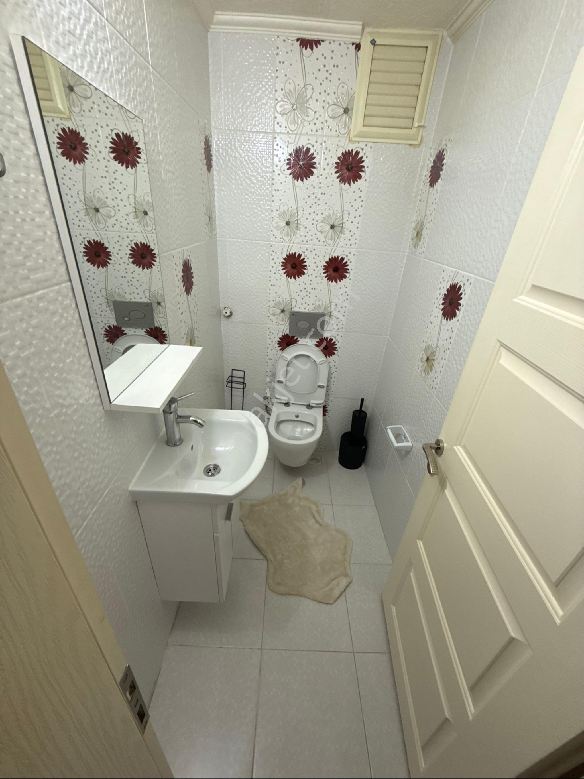 Ciftlik Mahallesinde İci Temiz Esyalı Kiralık Daire - Görsel 14