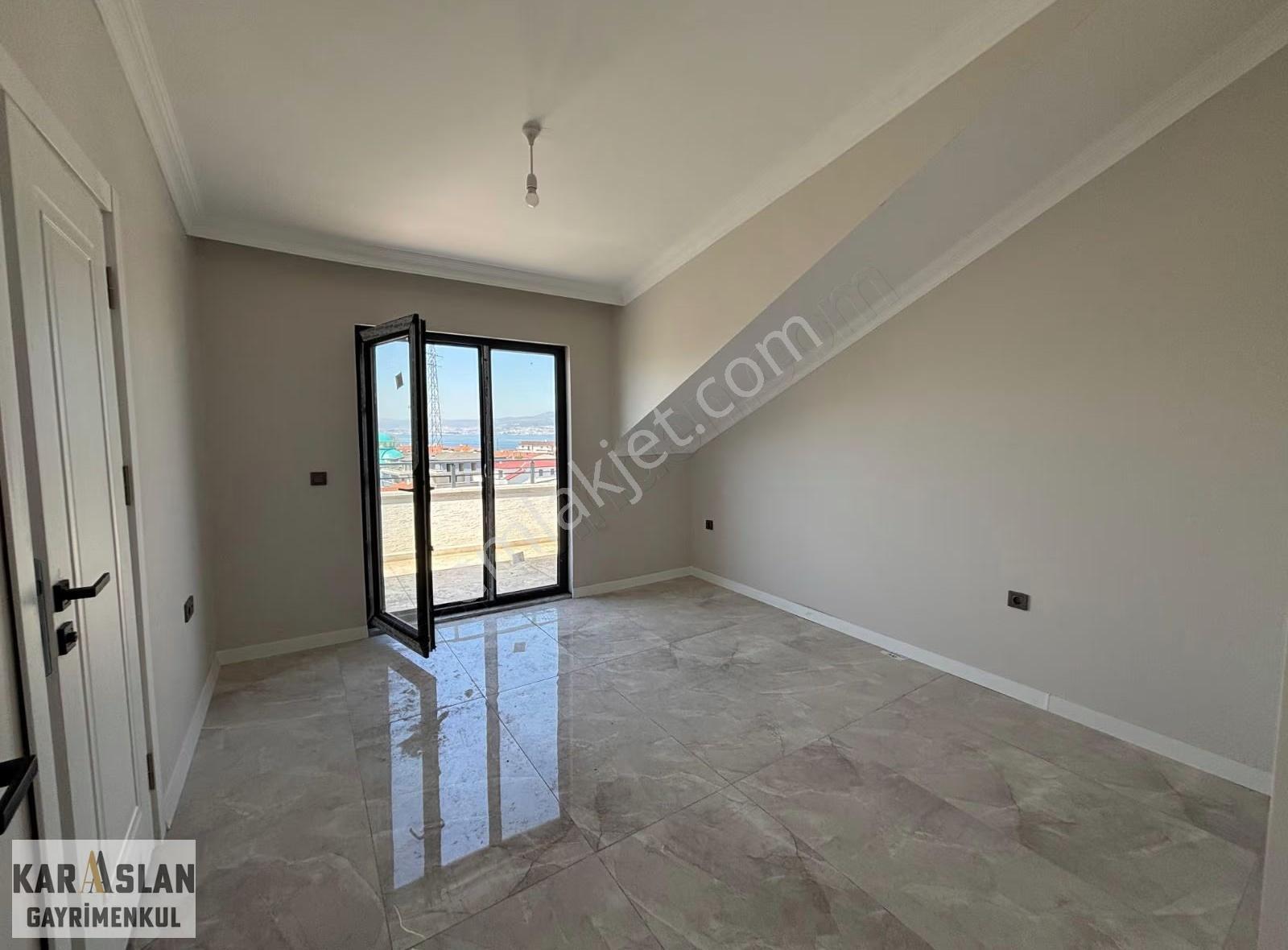 Başiskele Yeşilyurtta Asansörlü Deniz Manzaralı Satılık 4+1daire - Görsel 20