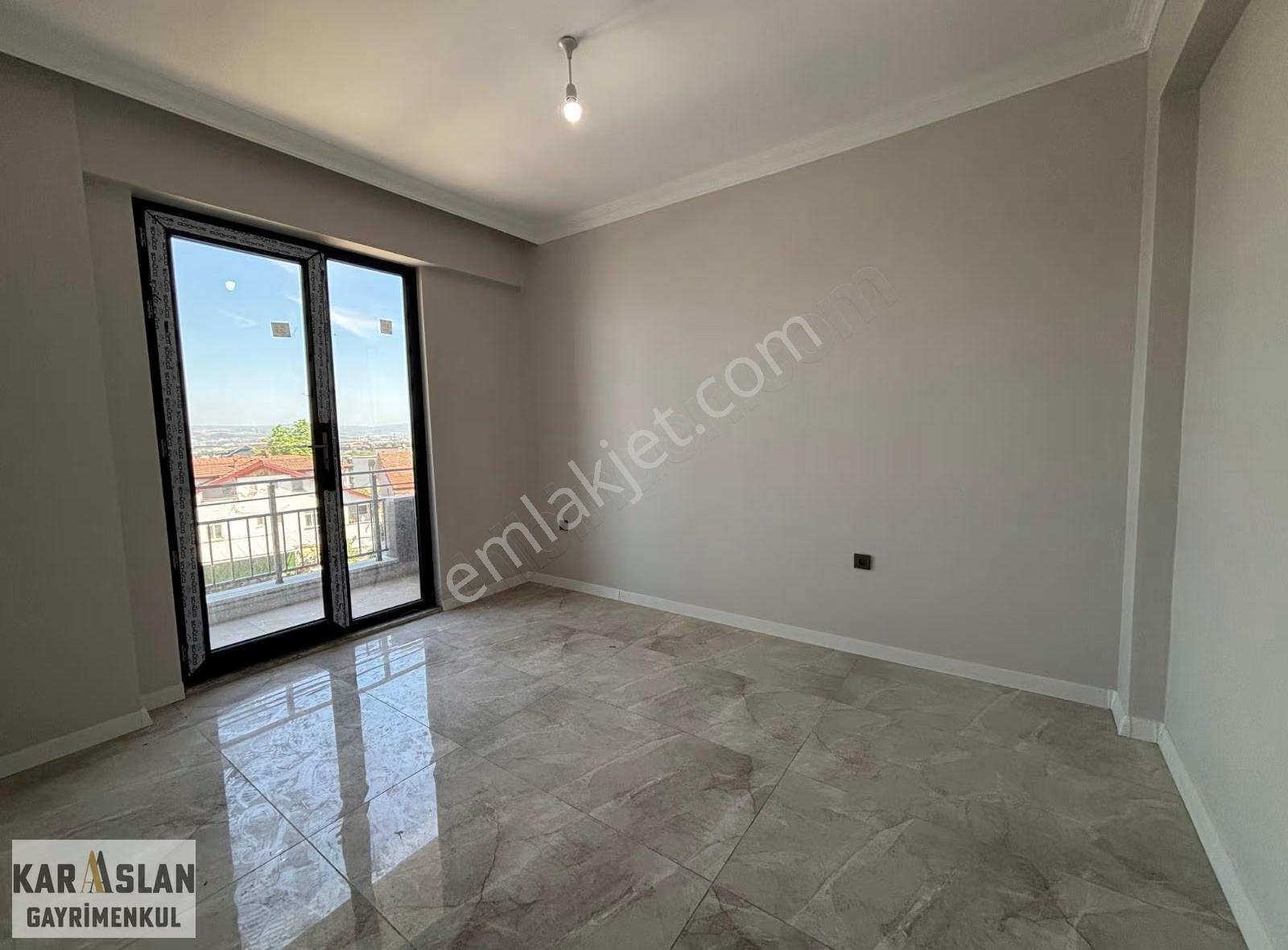Başiskele Yeşilyurtta Asansörlü Deniz Manzaralı Satılık 4+1daire - Görsel 11