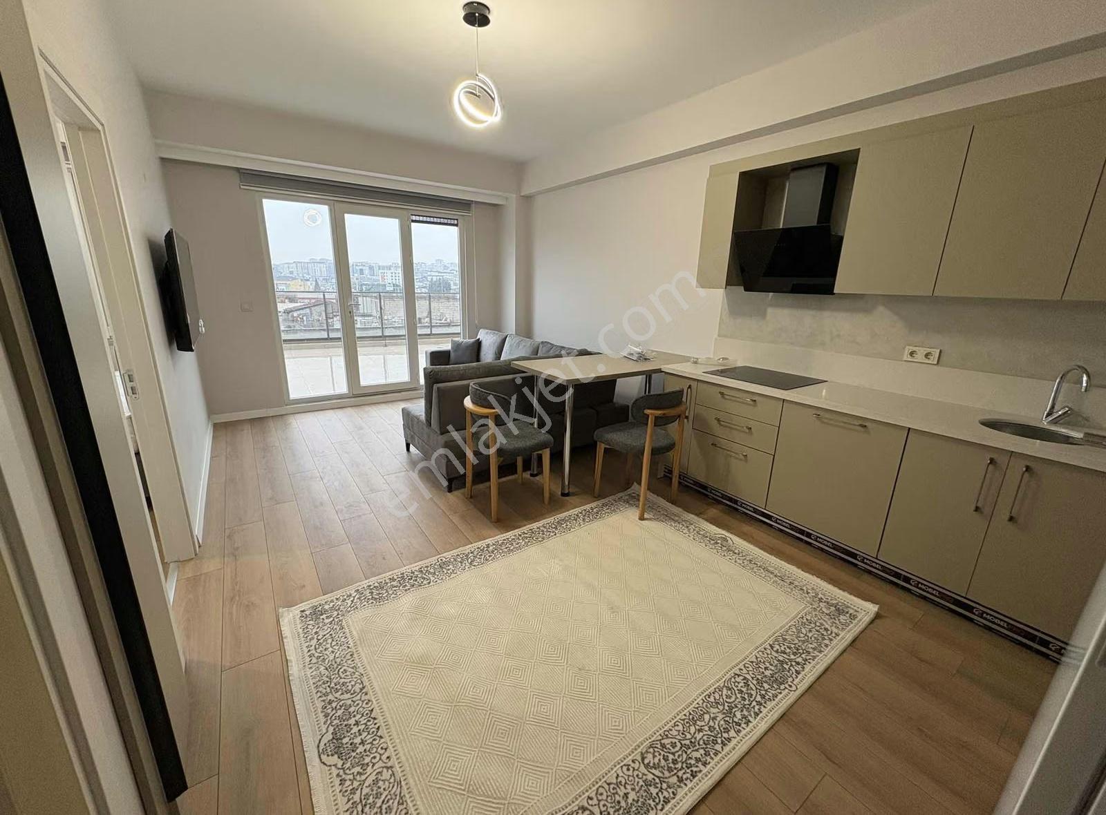 Meda Rezidans 7/24 Güvenlikli Full Eşyalı Otopark Sıfır Lüks 1+1