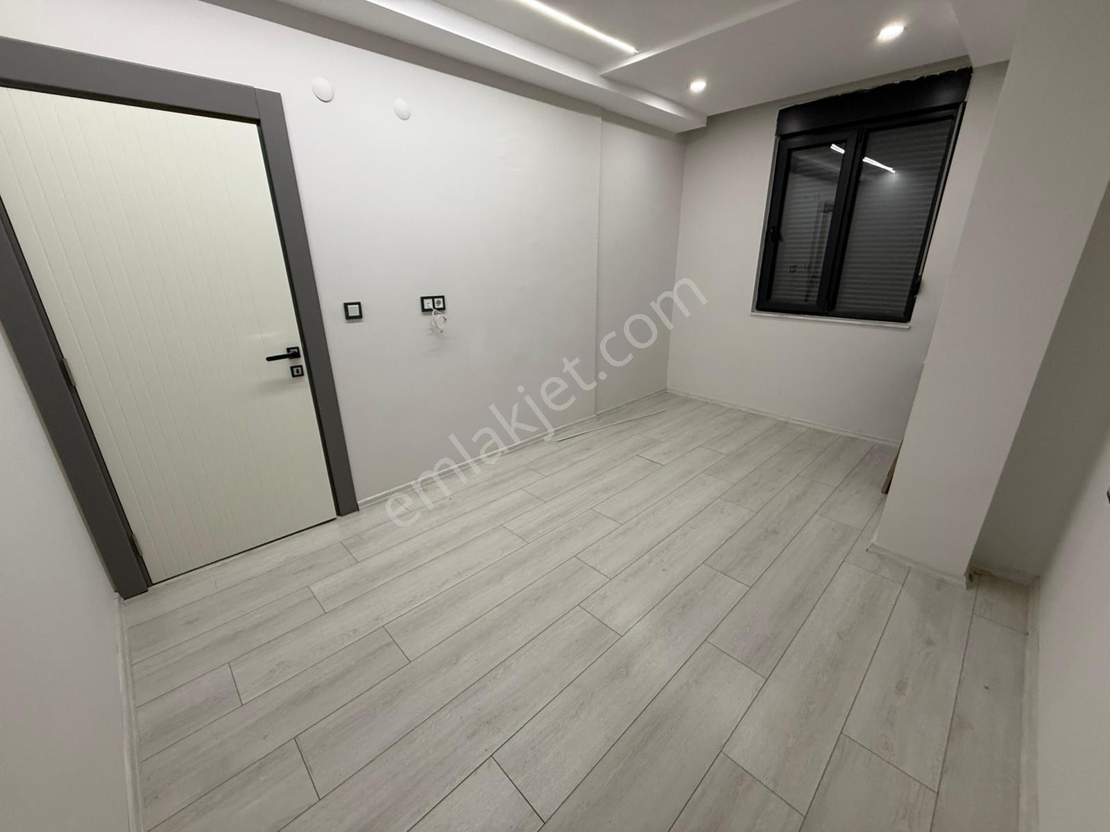 Fevzi Çakmakta Gerçek Yüksek Giriş Site İçi 1+1 - Görsel 9