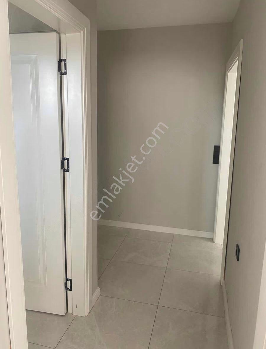 Pazarcı Mahallesinde Satılık Site İçerisinde 1+1 Eşyalı Daire - Görsel 7