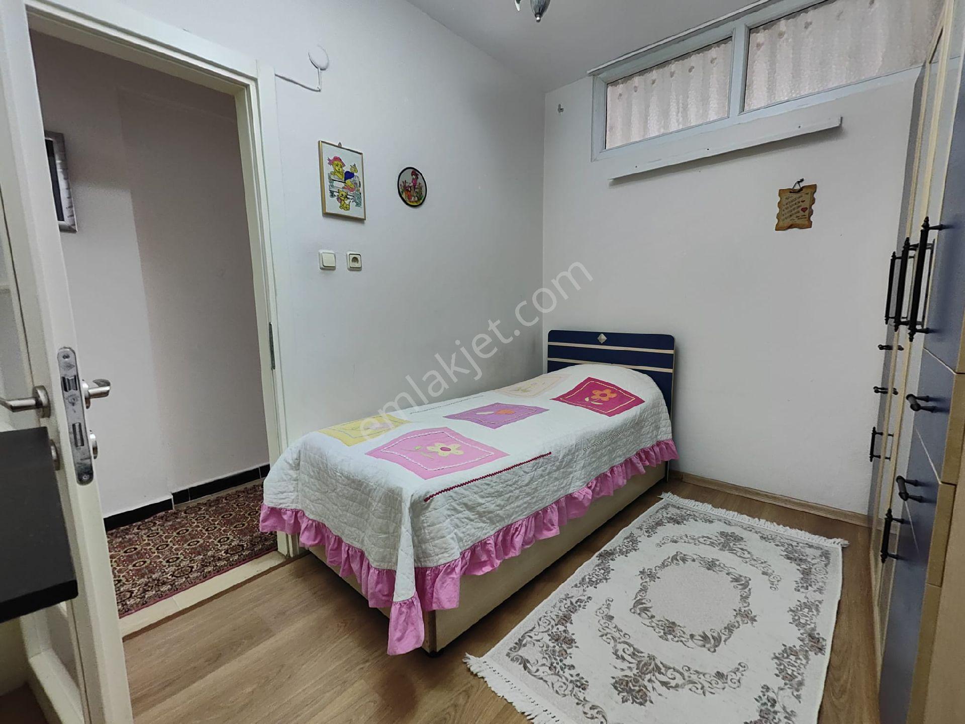 Rami'de Full Eşyalı 2+1 Kapalı Balkonlu 80 M2 Kiralık Daire - Görsel 7
