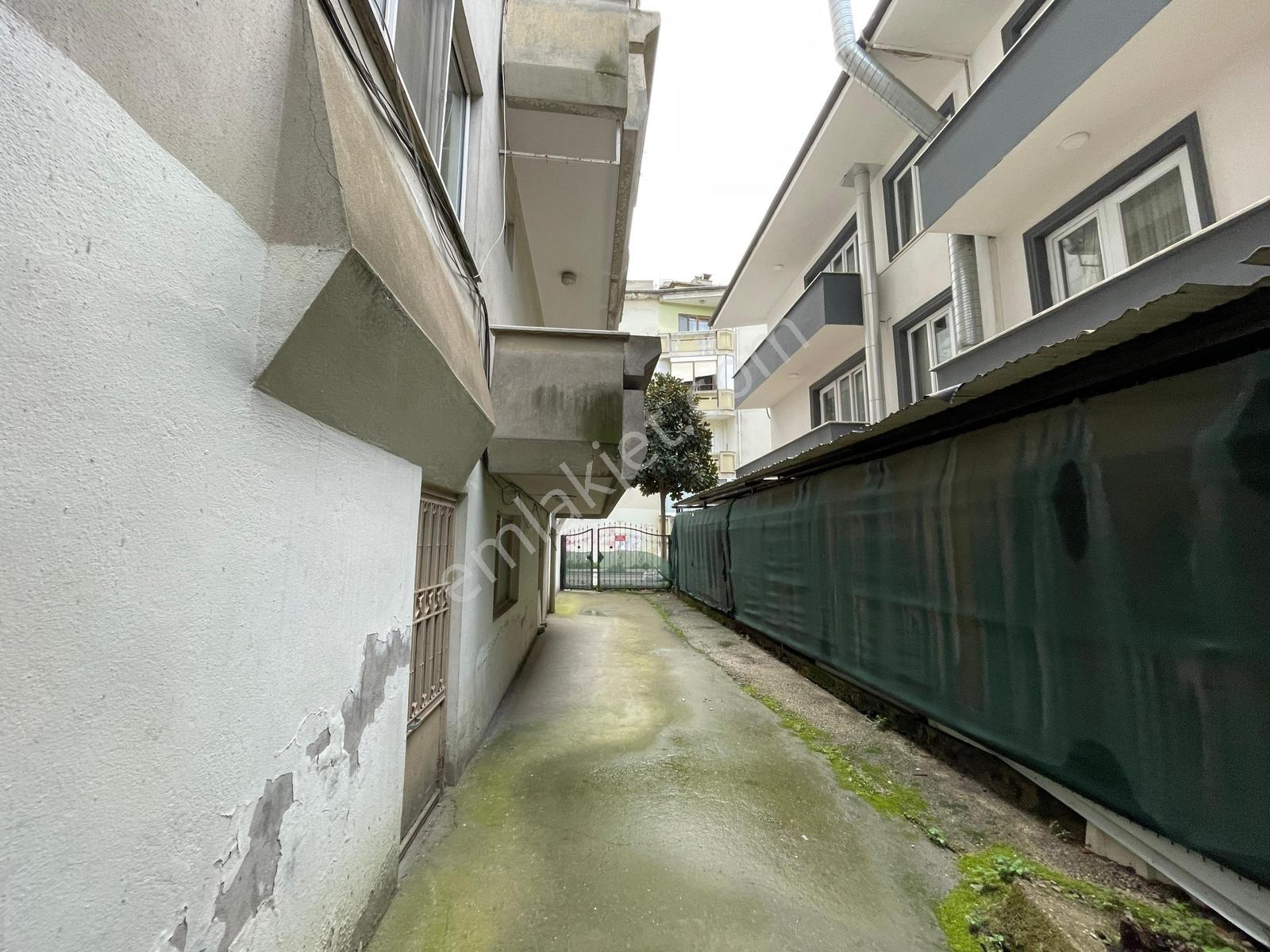 Cumhuriyet Mah. Muhtarlık Yanı Üç Cepheli Balkonlu Ferah Kiralık - Görsel 6