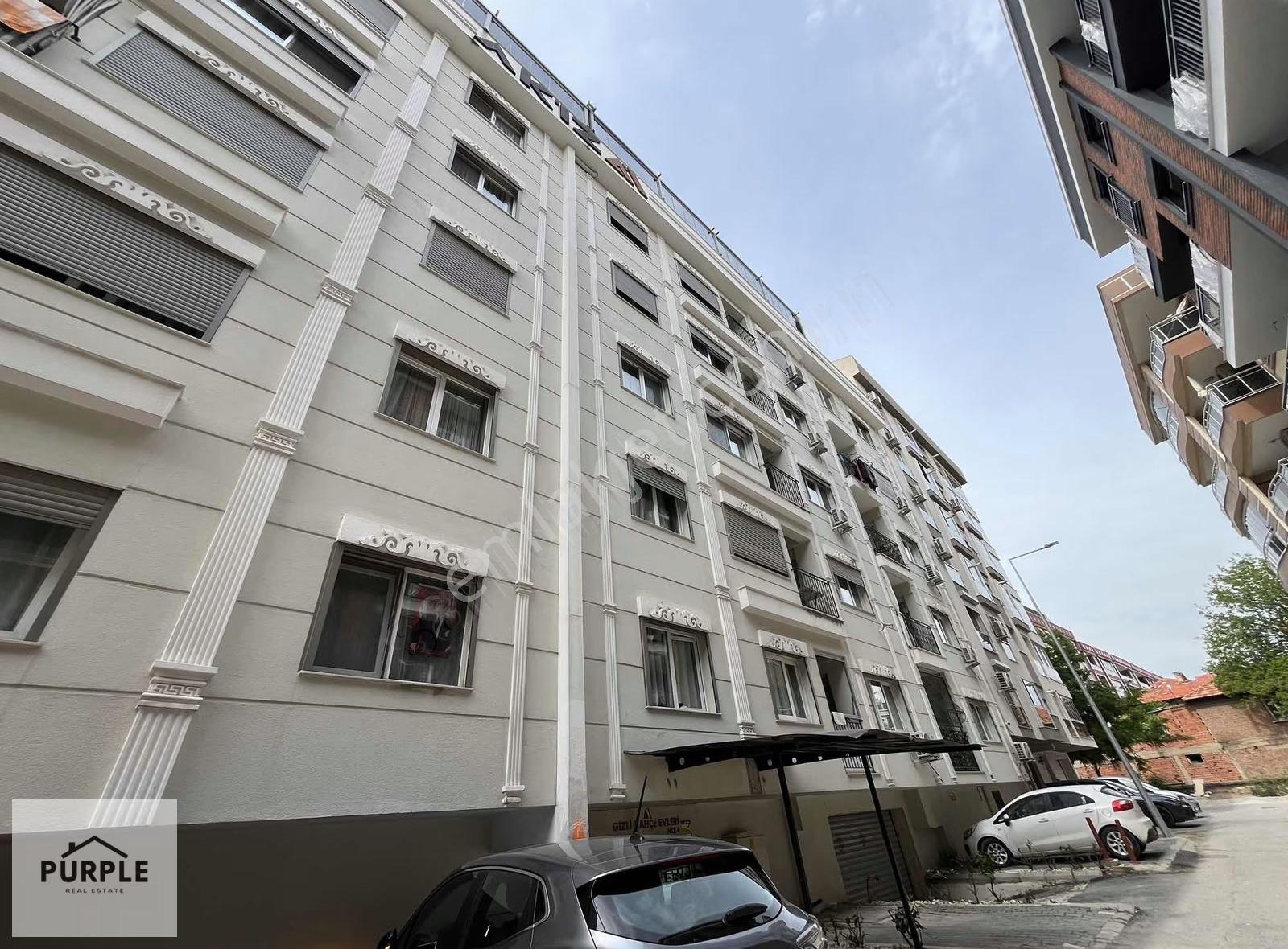 Karşıyaka Dedebaşı'nda Eşyalı Satılık 1+1 Daire - Görsel 18