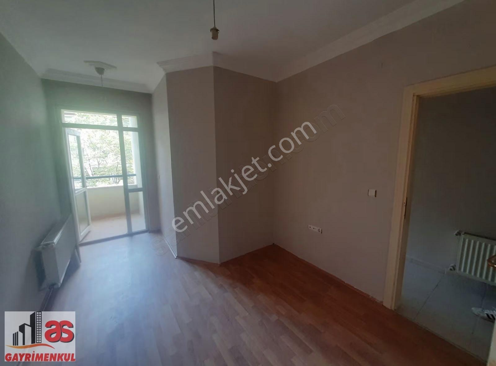 As Emlak'tan Yenibağlar Mh.kombili Balkonlu Kiralık 1+1 - Görsel 14