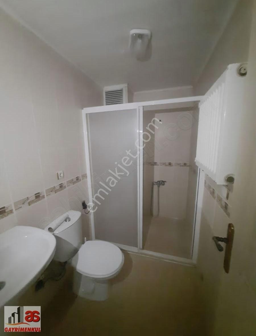 As Emlak'tan Yenibağlar Mh.kombili Balkonlu Kiralık 1+1 - Görsel 11