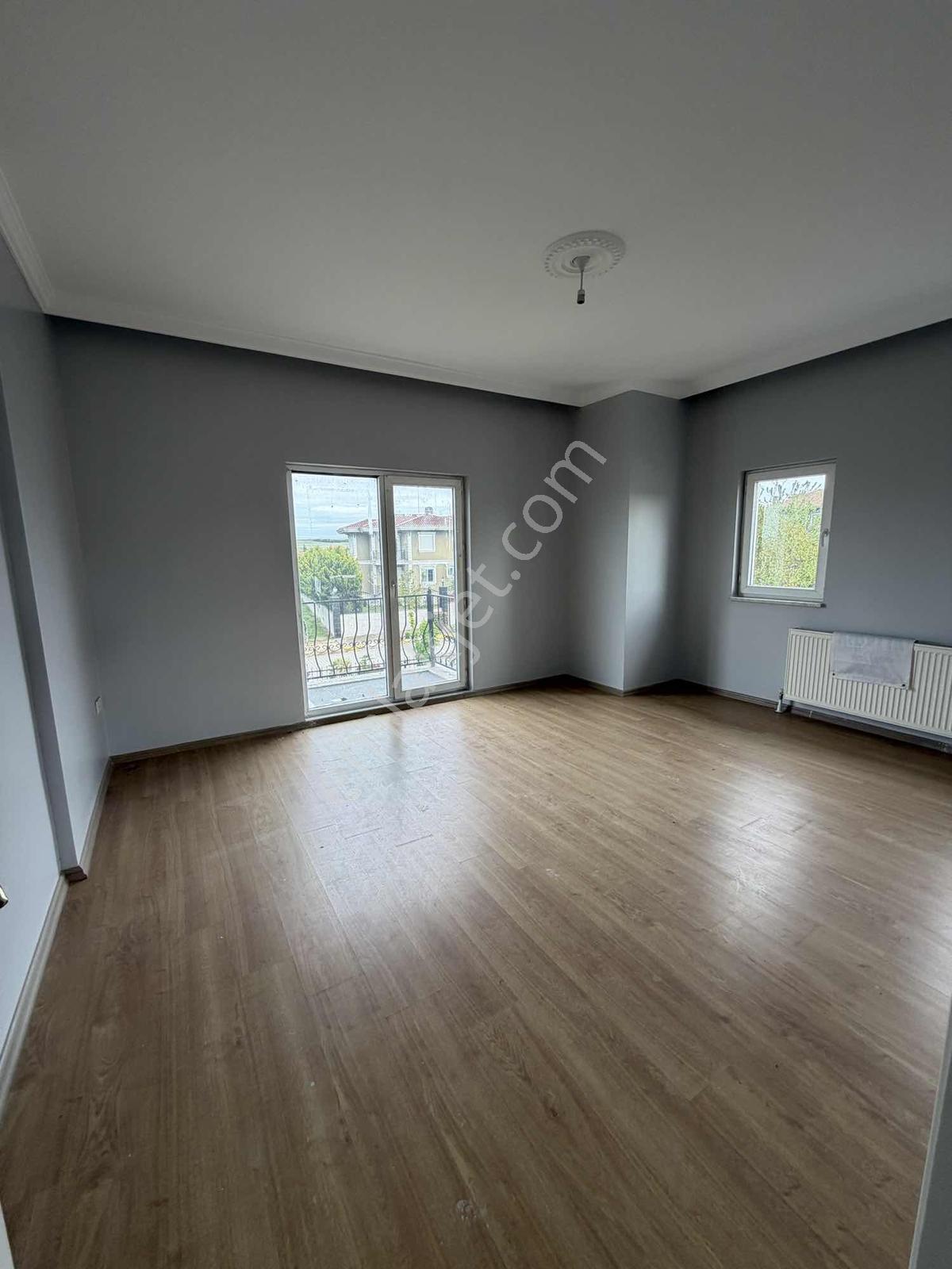 Büyükçekmece Tepekent Sitesinde Kiralık Müstakil Villa - Görsel 34
