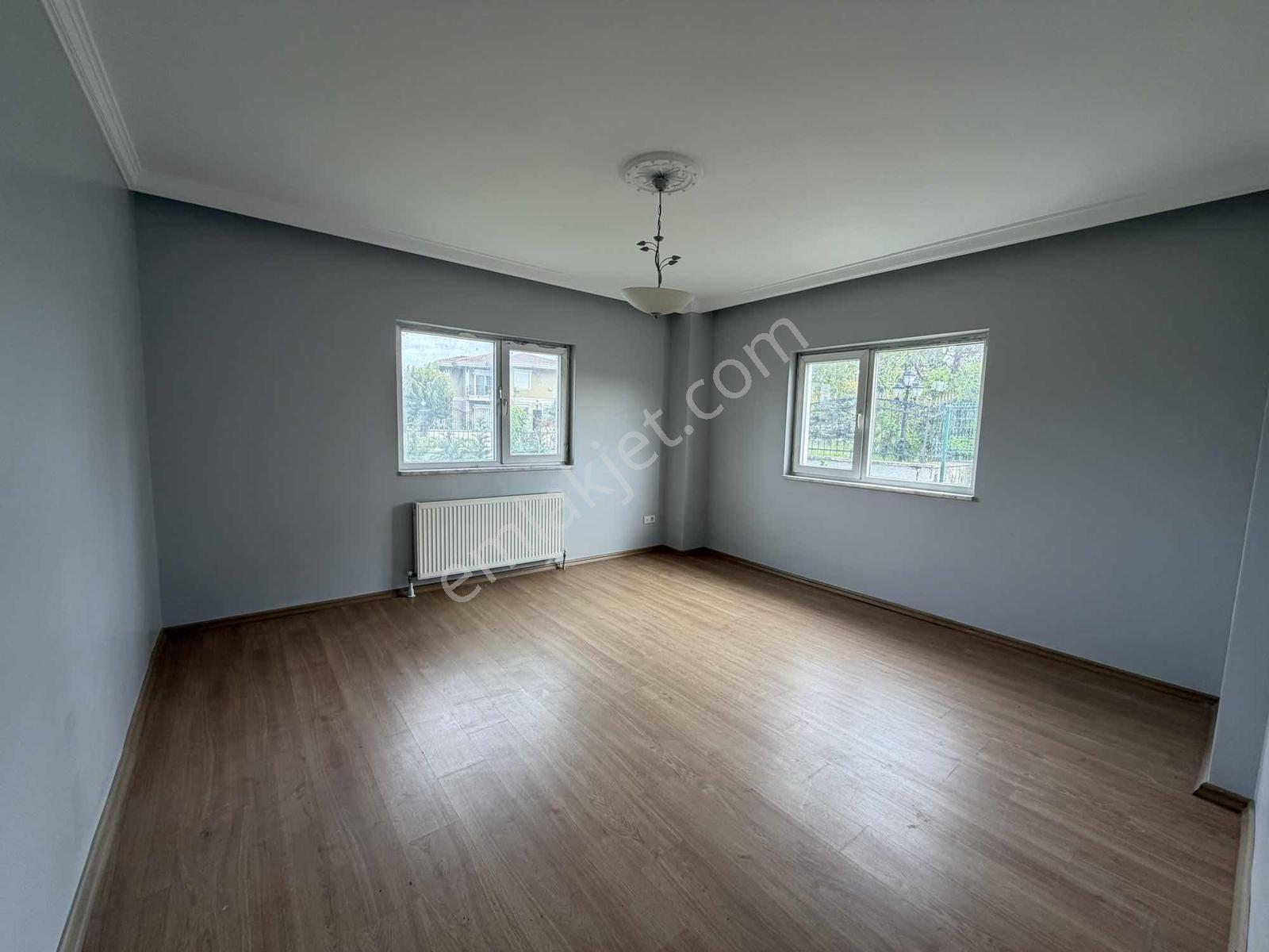 Büyükçekmece Tepekent Sitesinde Kiralık Müstakil Villa - Görsel 6