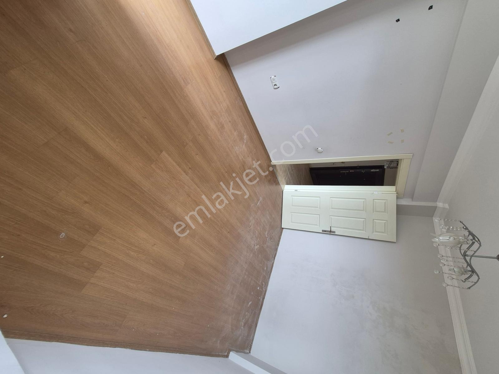 Döşemealtı Serinevler Sitesinde Havuzlu Katta Kiralık 2+1 Daire - Görsel 9