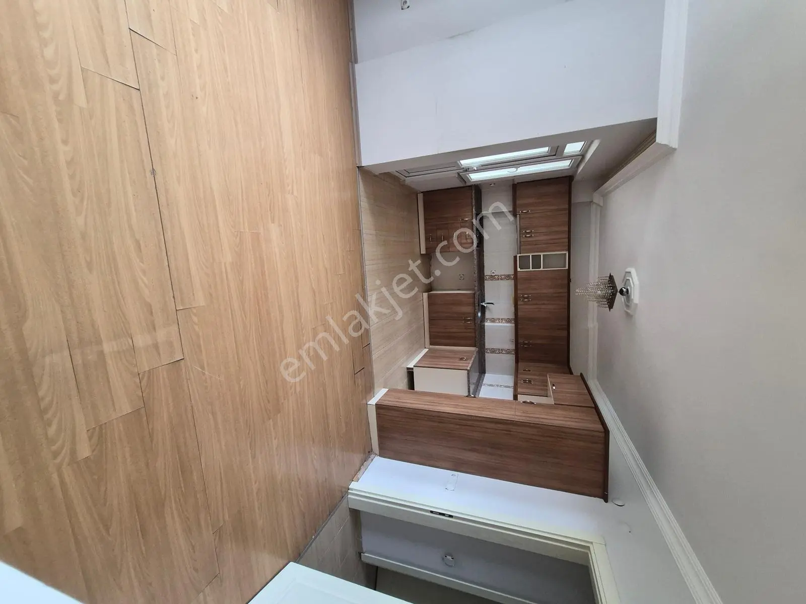 Döşemealtı Serinevler Sitesinde Havuzlu Katta Kiralık 2+1 Daire - Görsel 3