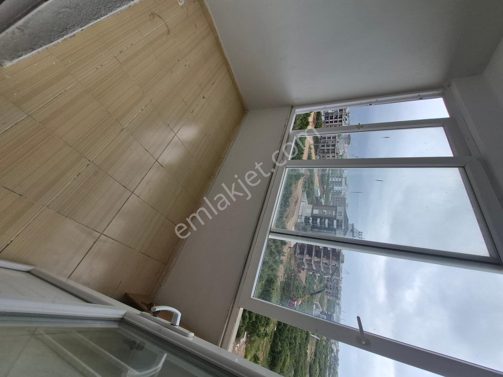 Döşemealtı Serinevler Sitesinde Havuzlu Katta Kiralık 2+1 Daire - Görsel 32