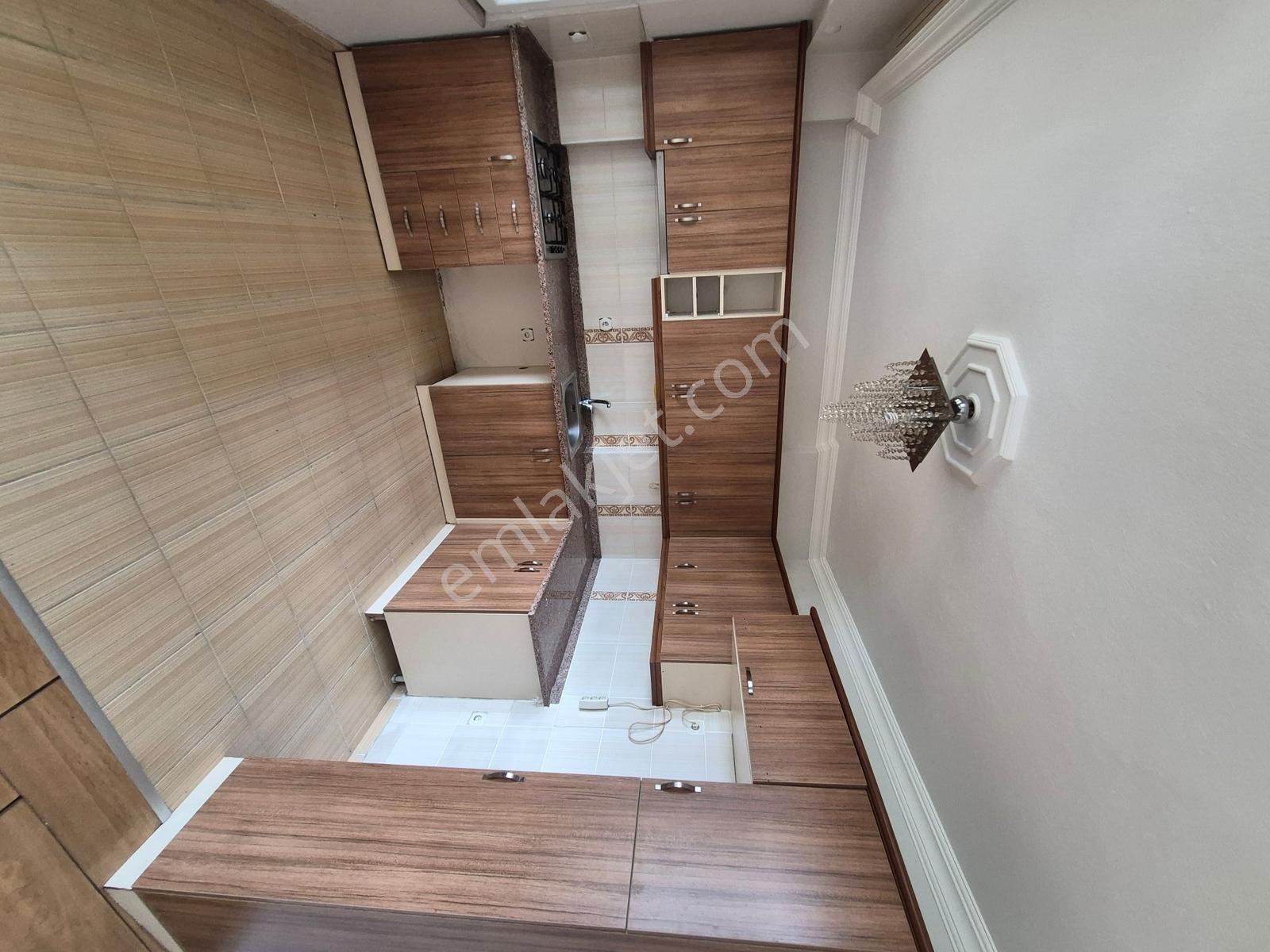 Döşemealtı Serinevler Sitesinde Havuzlu Katta Kiralık 2+1 Daire - Görsel 11