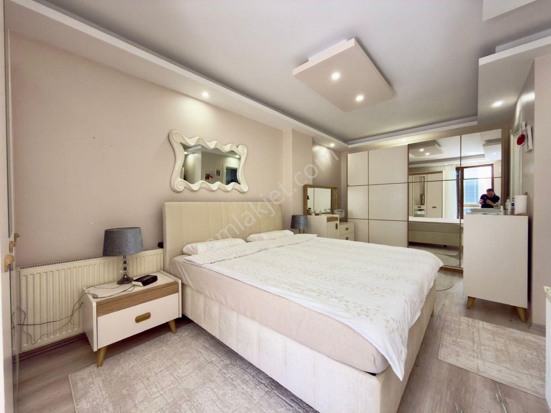 Yükselden Cennetayağında Manzaralı Eksiksiz Ultra Lüks 3+1 Satılık Daire - Görsel 15