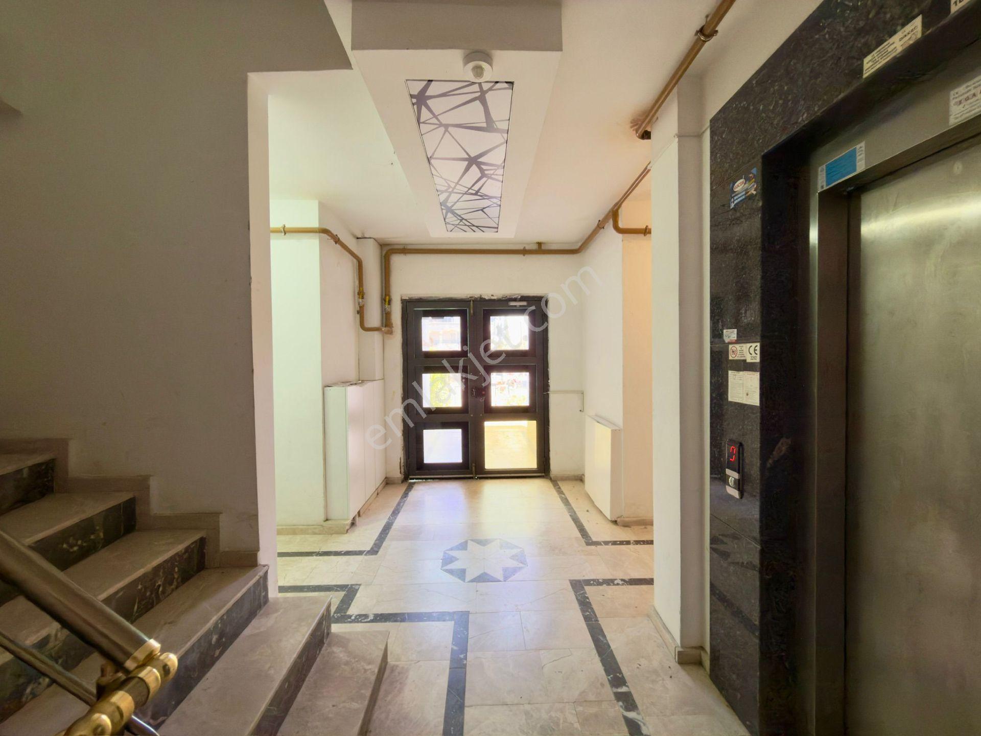 Yükselden Cennetayağında Manzaralı Eksiksiz Ultra Lüks 3+1 Satılık Daire - Görsel 31