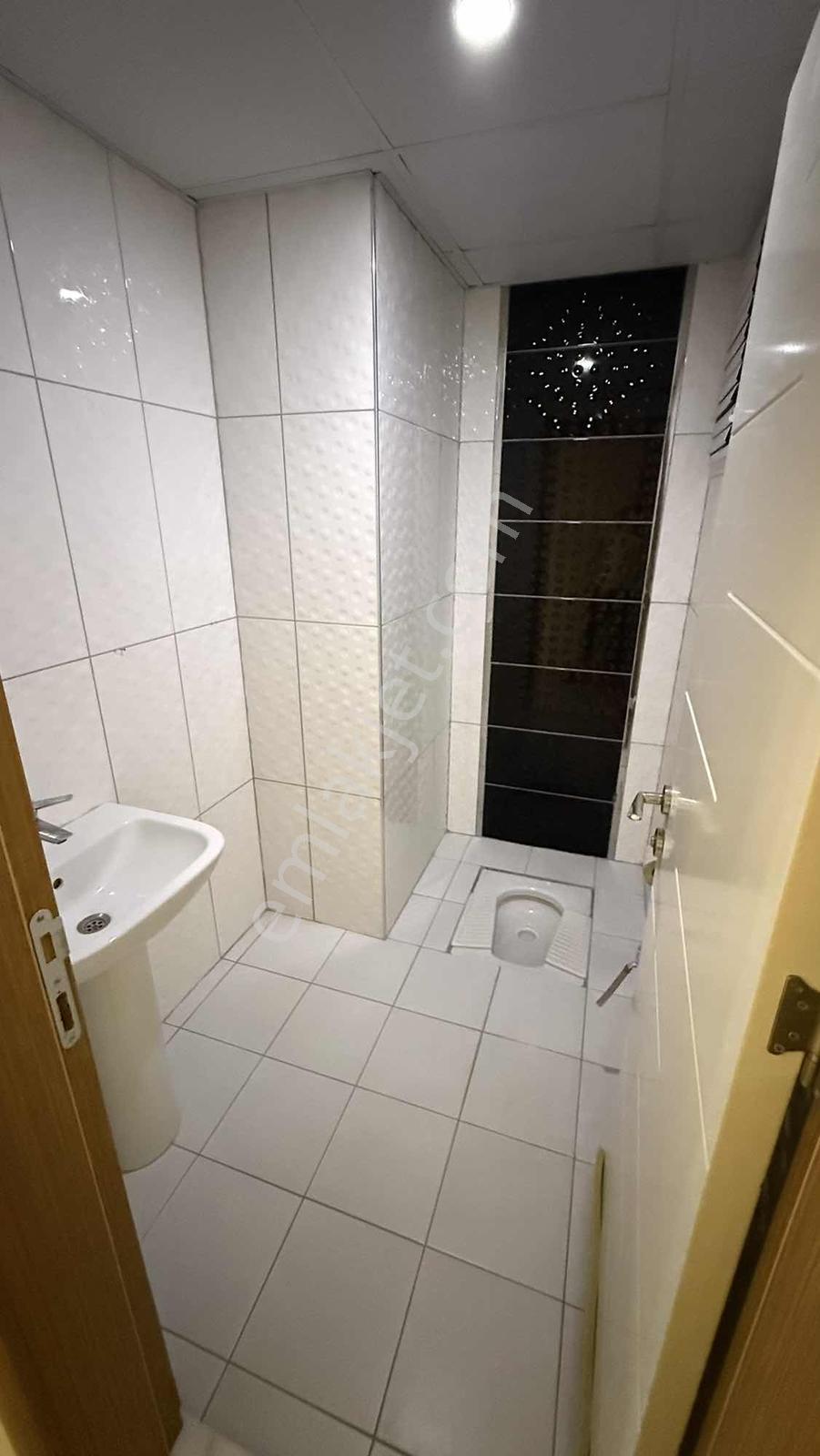 Oğuzlar Emlak'dan Antalya Demre Merkezde Kiralık 3+1 Daire - Görsel 16