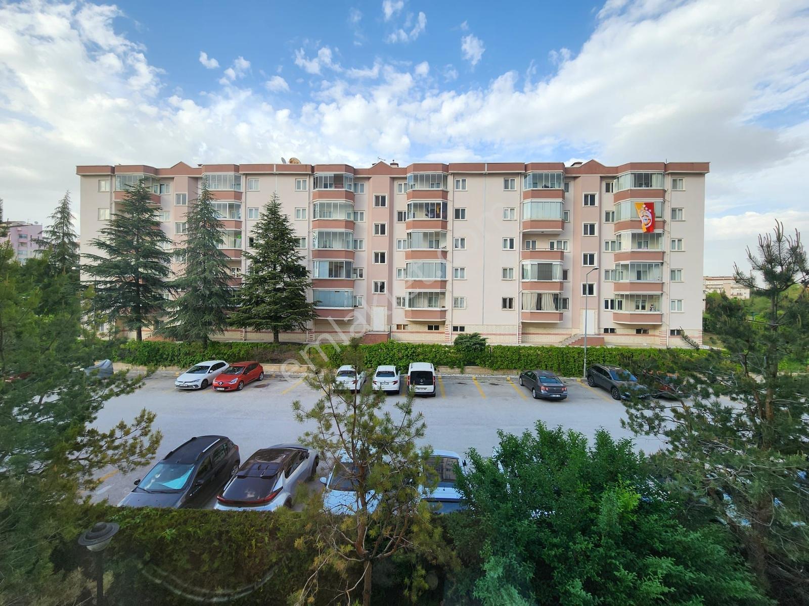 Güzelkentte Portakal Çiçeği Sitesinde Satılık 3+1 Daire - Görsel 23
