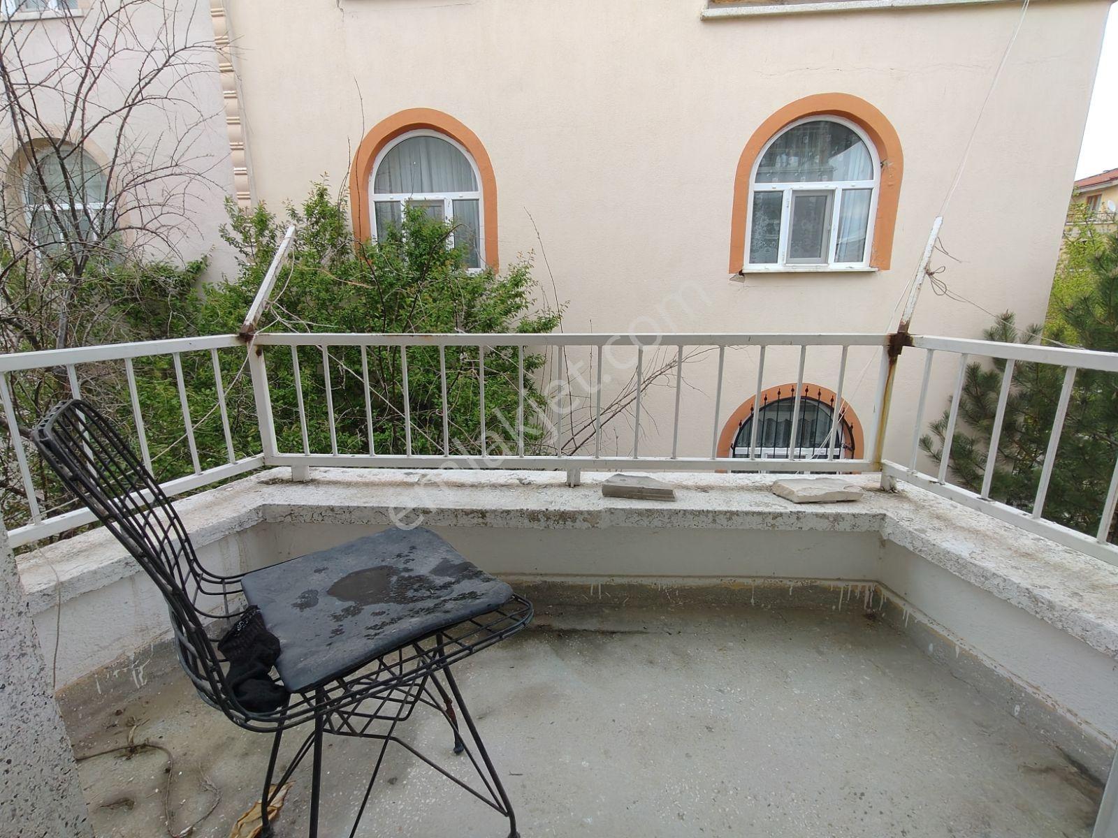 Gümüşkentte Satilik 5+1 Full Bakimli Villa - Görsel 33