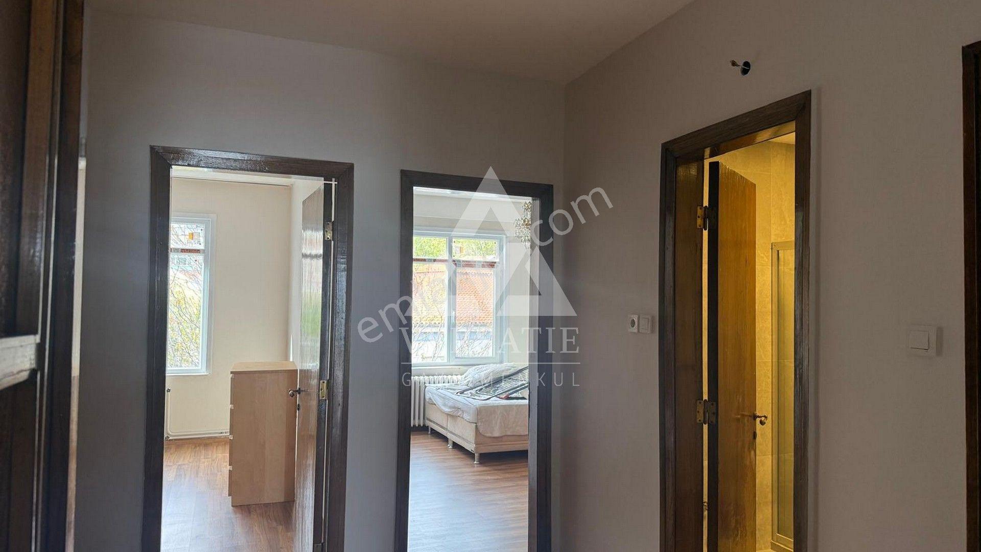 Setüstü'nde Boğaz Ve Tarihi Yarımada Manzaralı 3+1 Kiralık Daire - Görsel 17