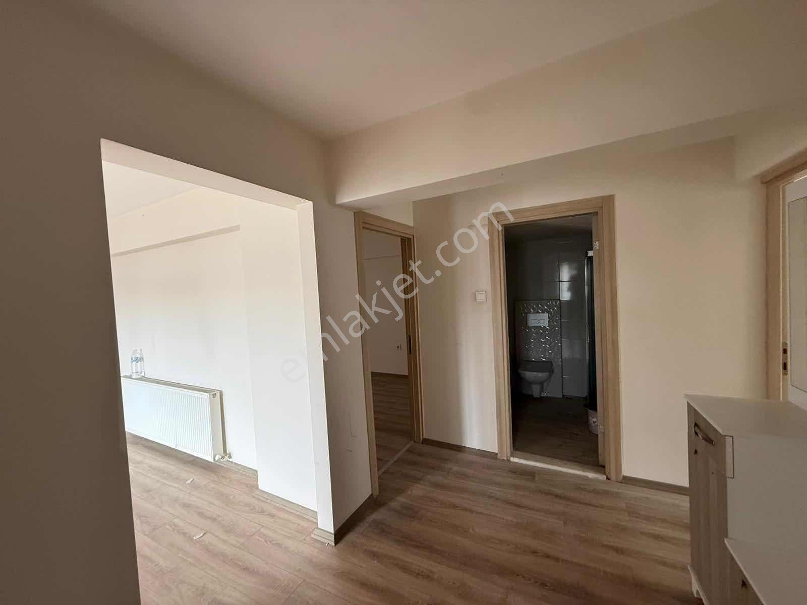 Bostanlı'da Satılık 2+1 Daire - Görsel 20