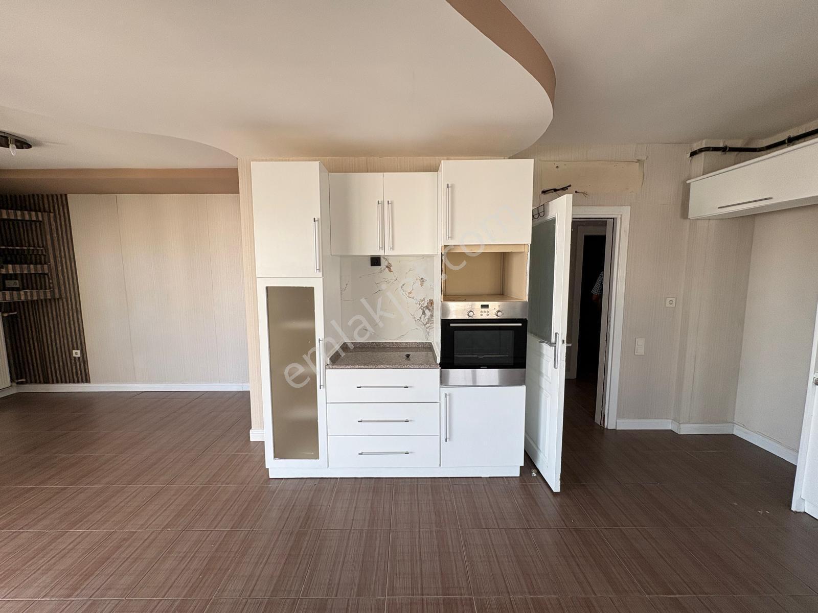 New Form'dan Çiftlikköy'de Kiralık 4+1 Geniş Daire - Görsel 24