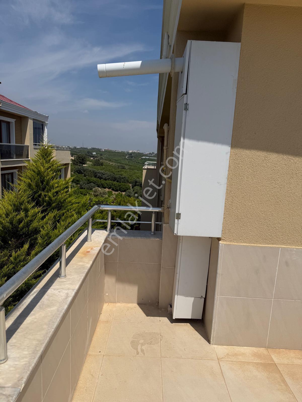 Kuyulukta 5+1 Tripleks Kendine Ait Havuzlu Kiralık Villa - Görsel 25