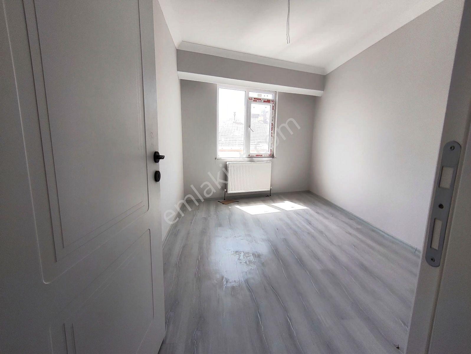 Muhtarım Gayrimenkulden Plevne Mah 2+1 Kiralık Daire - Görsel 18
