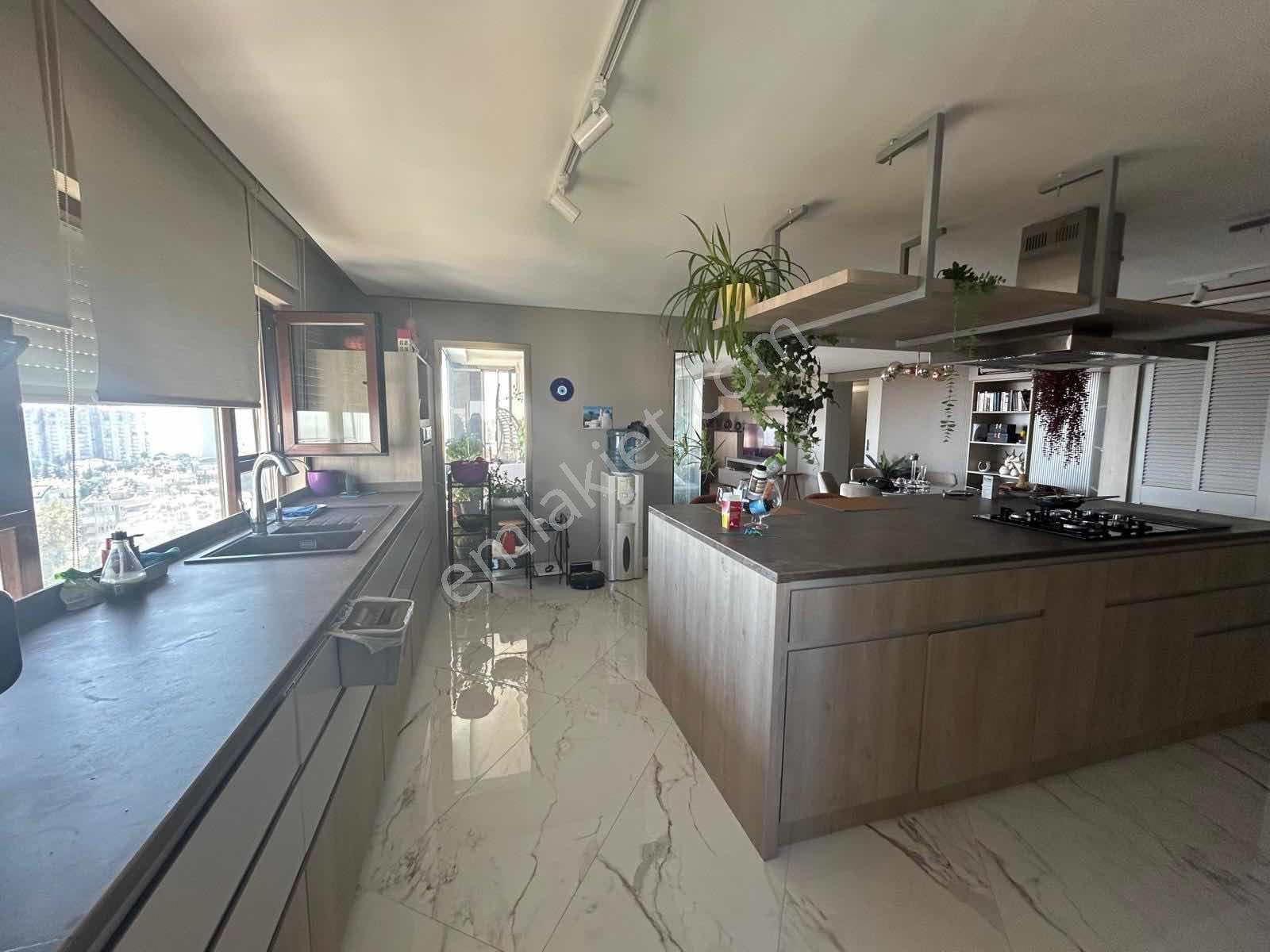 Şirinyalıda Deniz Man. Özel Tasarım Konseptli 3+1 Kiralık Daire - Görsel 22
