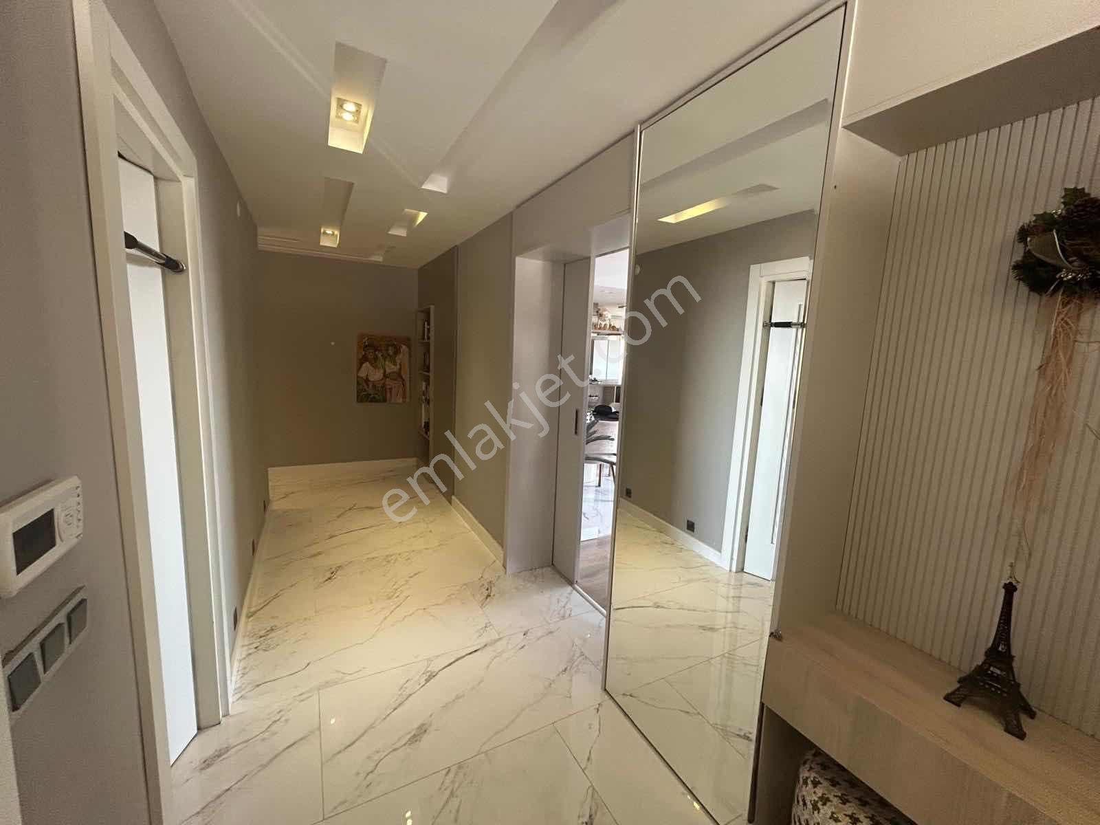 Şirinyalıda Deniz Man. Özel Tasarım Konseptli 3+1 Kiralık Daire - Görsel 24