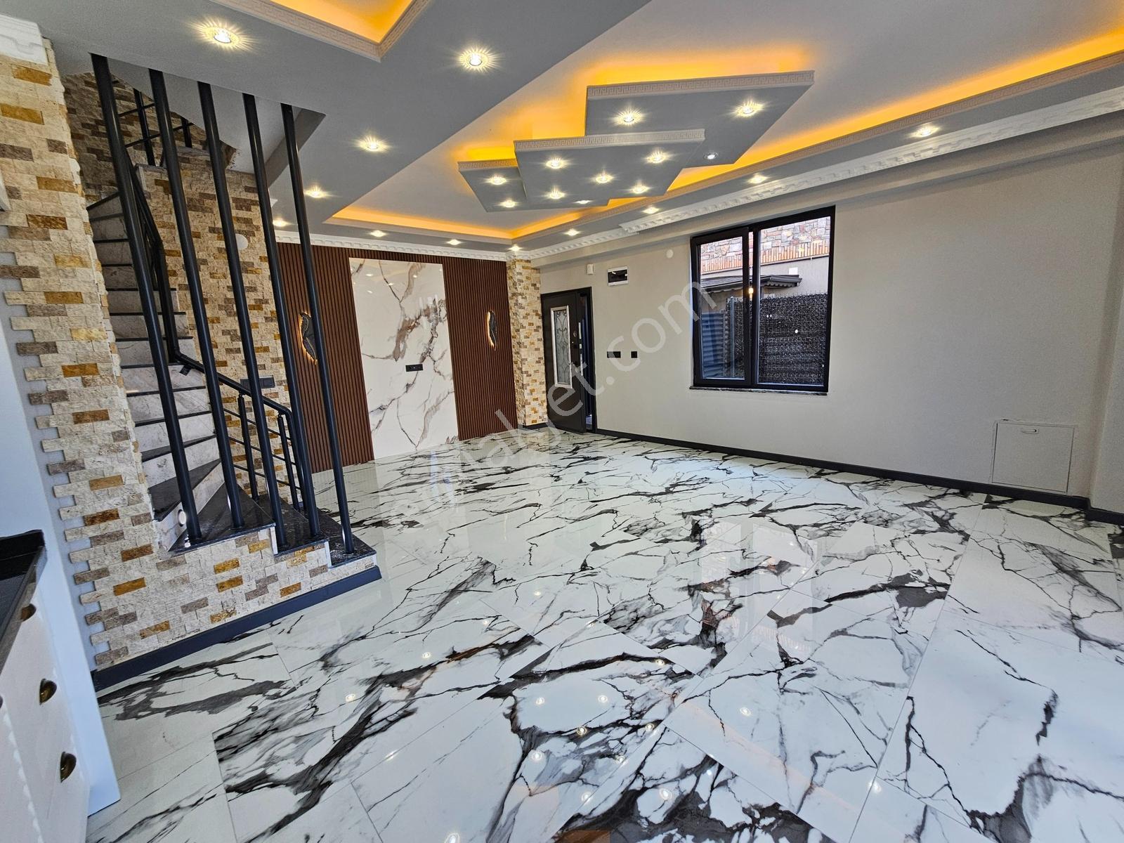 4+1 Müstakil Havuzlu ,denize Yürüme Mesafesinde Kiralık Villa - Görsel 18