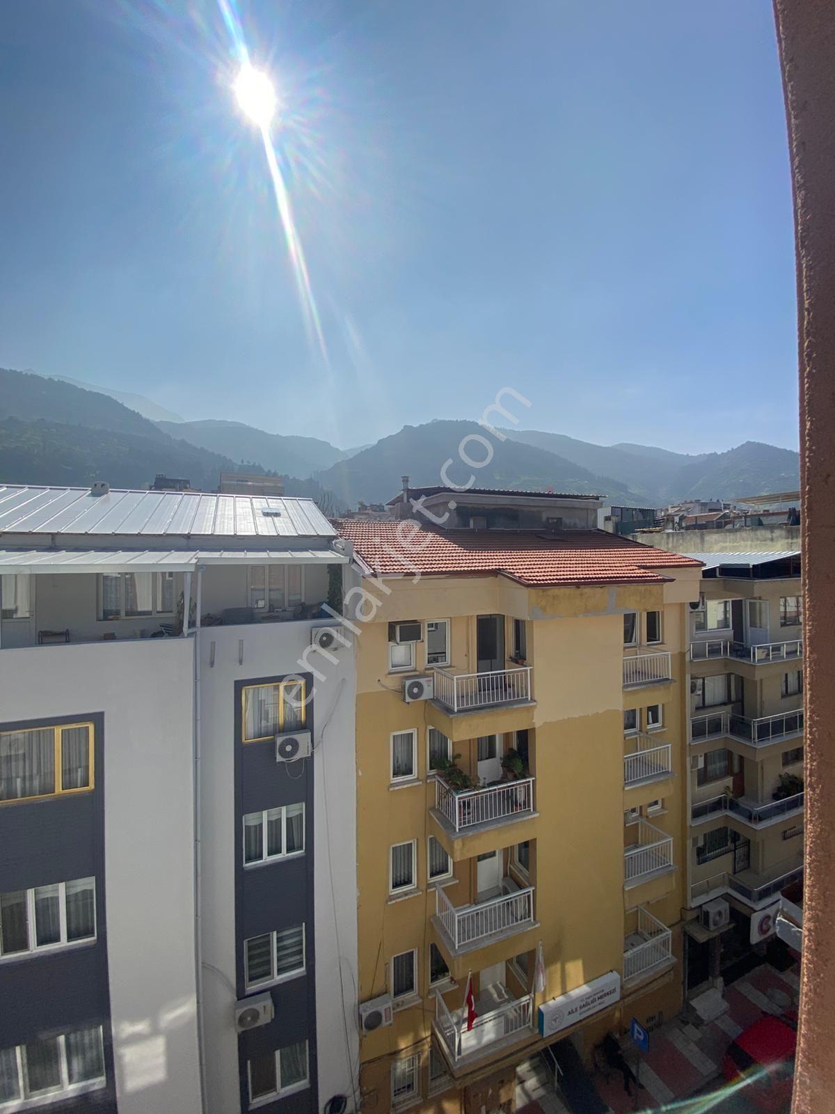 Manisa Şehzadeler Mimarsinan Mh. Merkezi Konumda Geniş 2+1 - Görsel 17