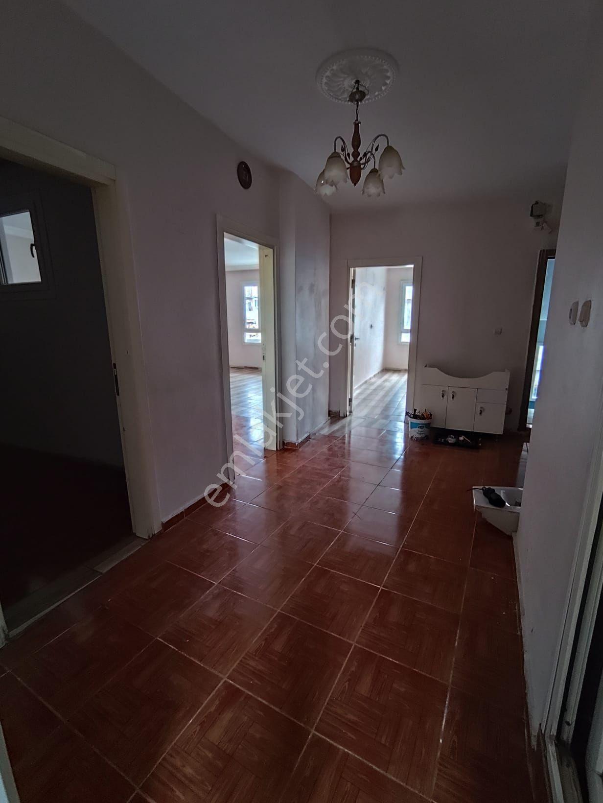 Metro Yürüme Mesafesinde Merkez 5 Ocak Mah. 190 M2 Kiralık Daire - Görsel 12