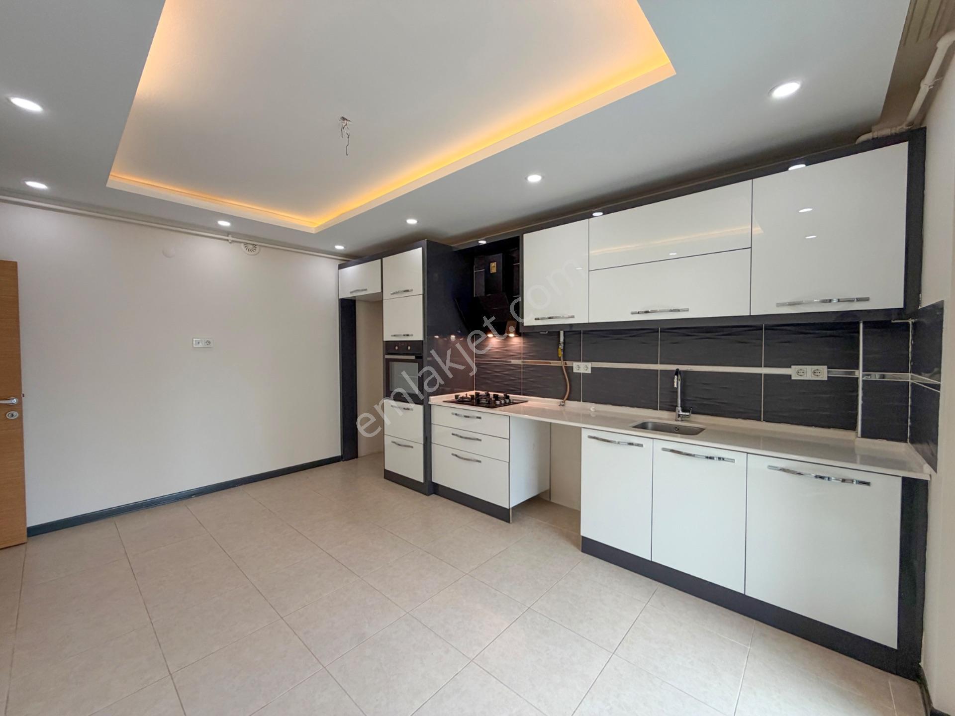 Paşaalanı Mh Çengel Cd Yakınında Kiralık Ara Kat 3+1 Daire - Görsel 14